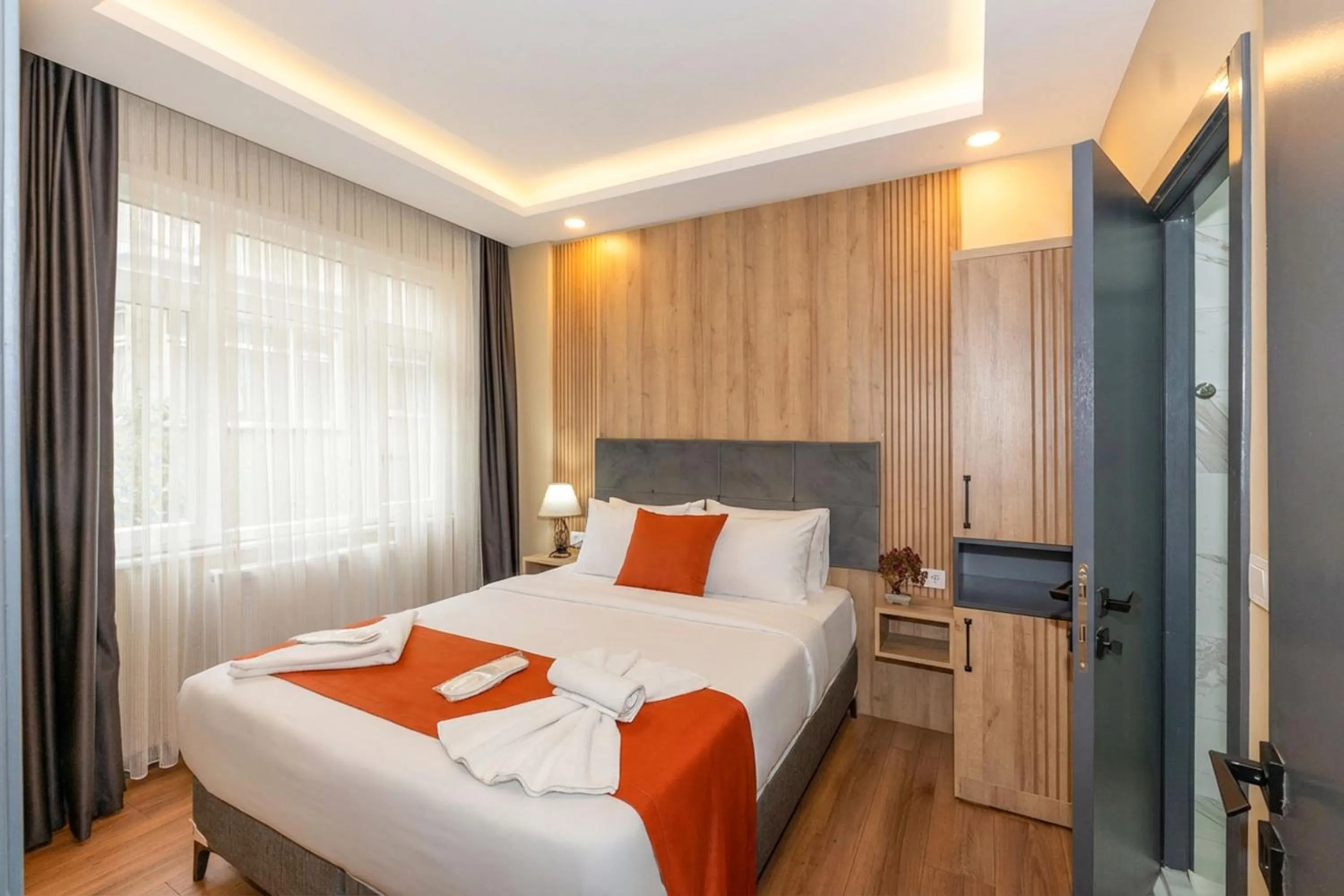 Bedroom, Bed in hotel La Vitrine