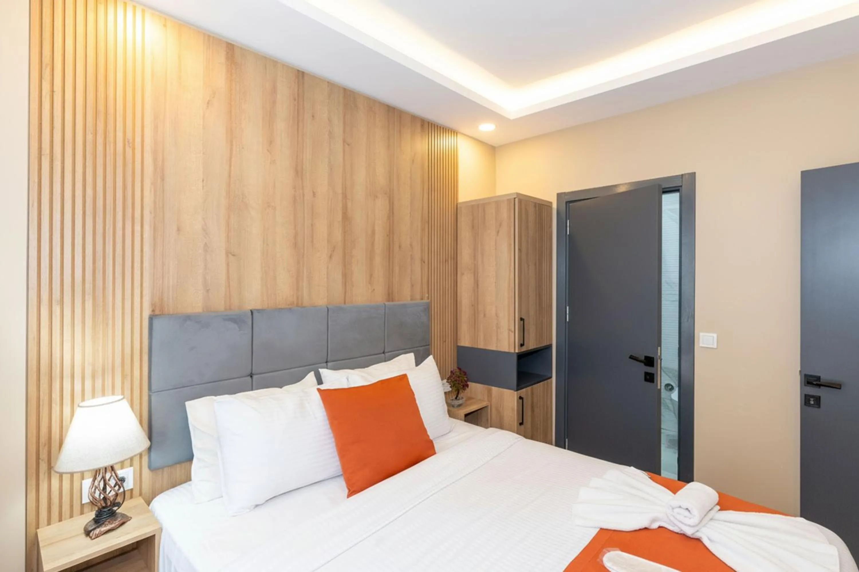 Bedroom, Bed in hotel La Vitrine