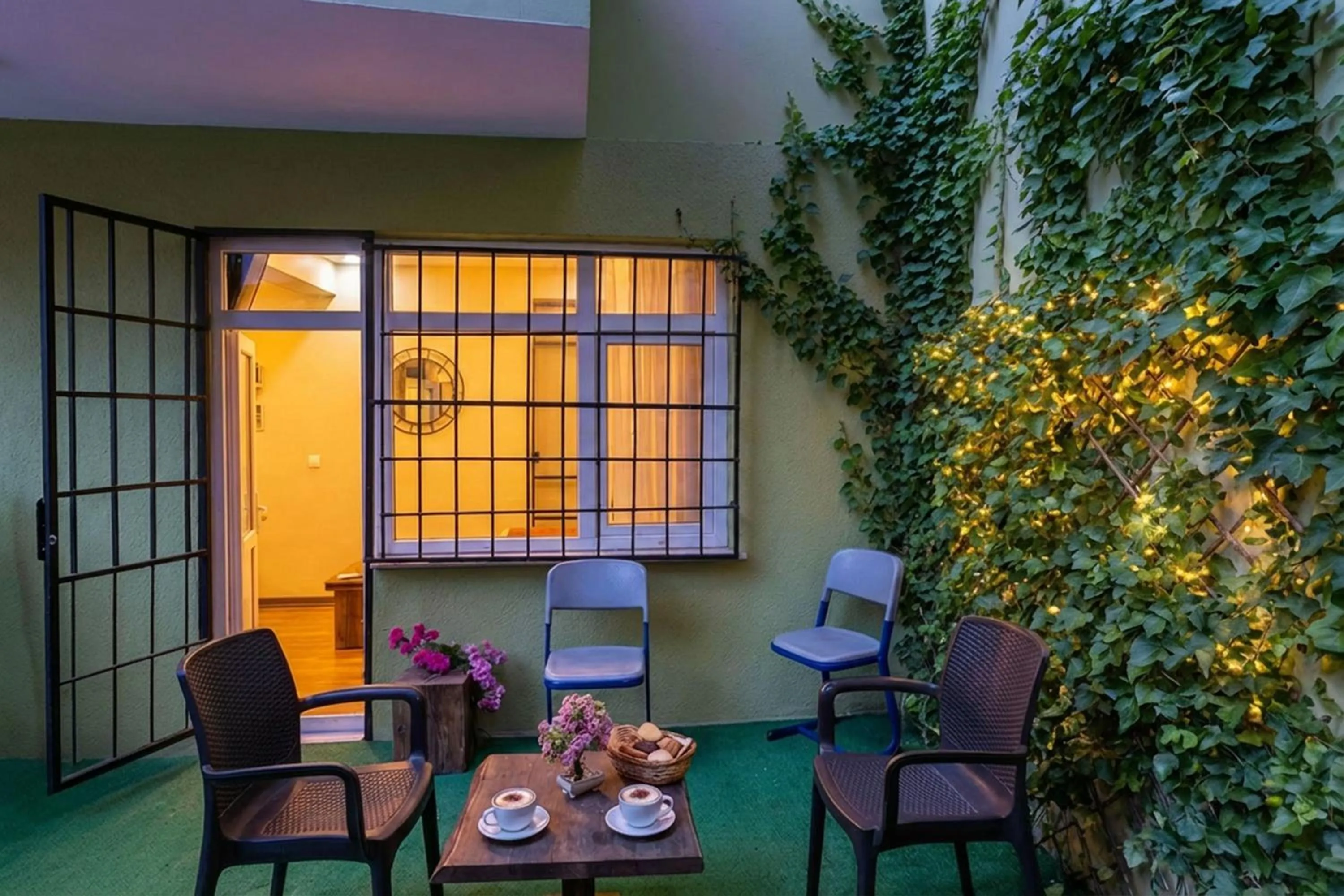 Balcony/Terrace in hotel La Vitrine