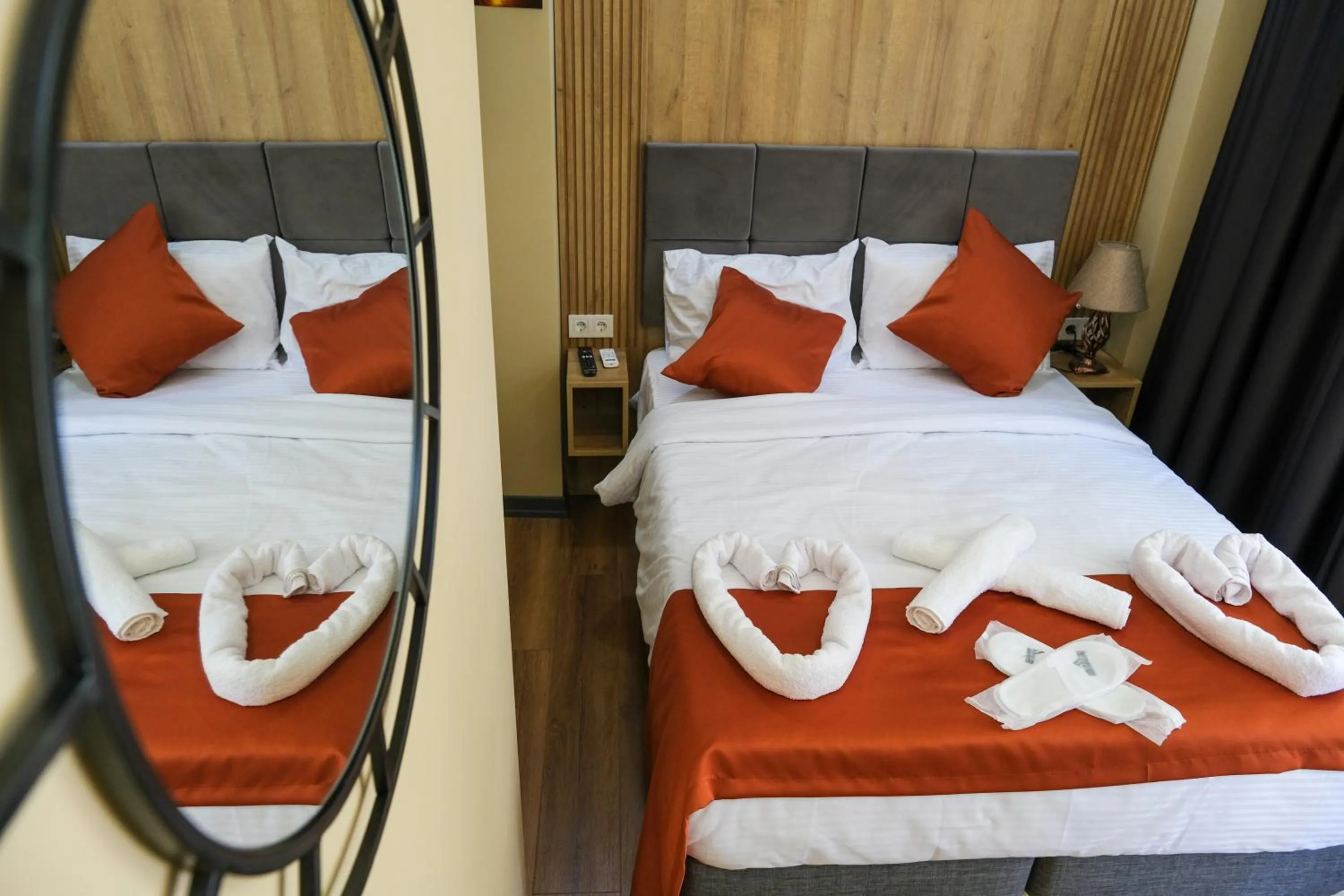 Bedroom, Bed in hotel La Vitrine