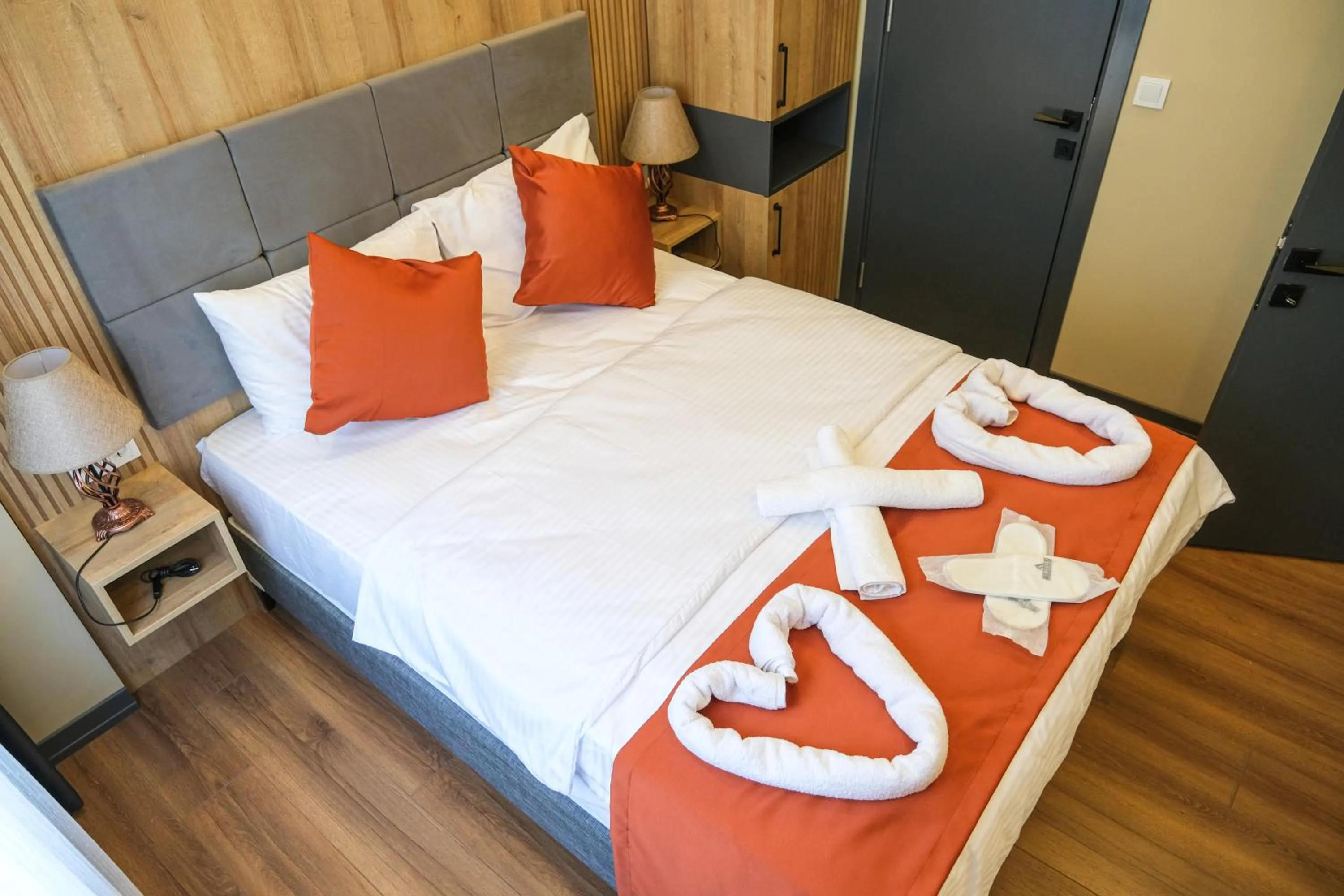 Bedroom, Bed in hotel La Vitrine