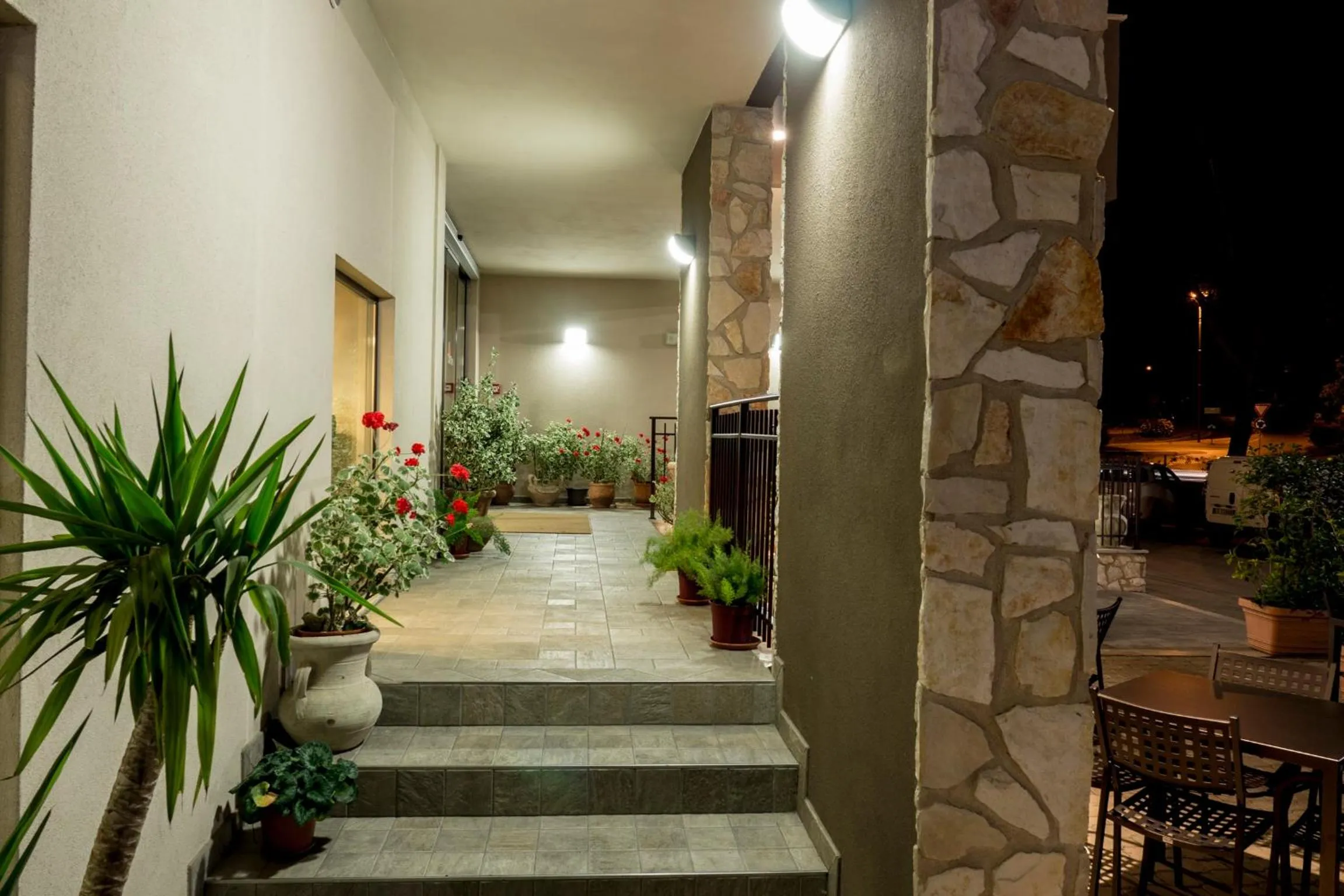 Facade/entrance in Hotel Centova