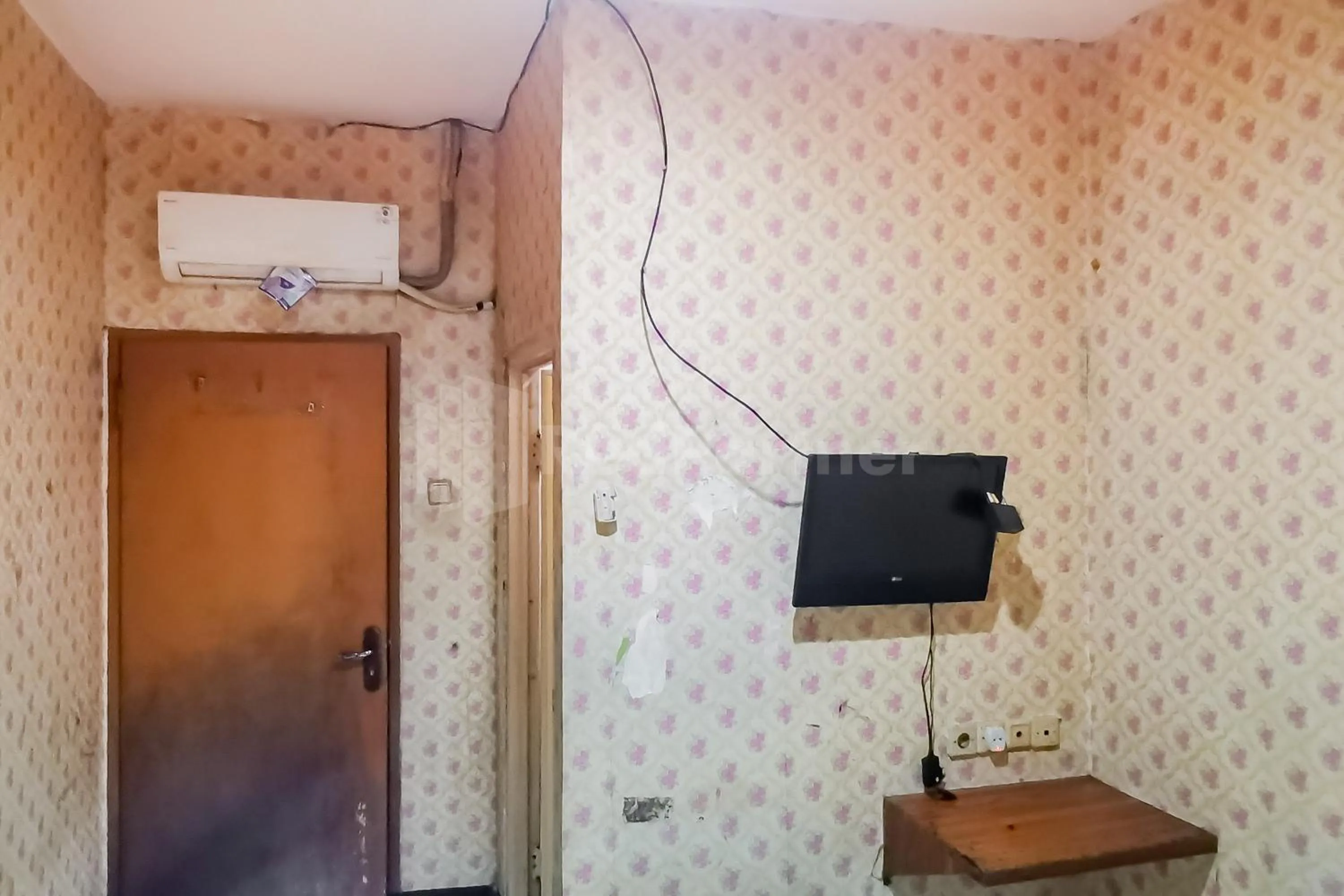 Bedroom in Tangki Residence 2 RedPartner