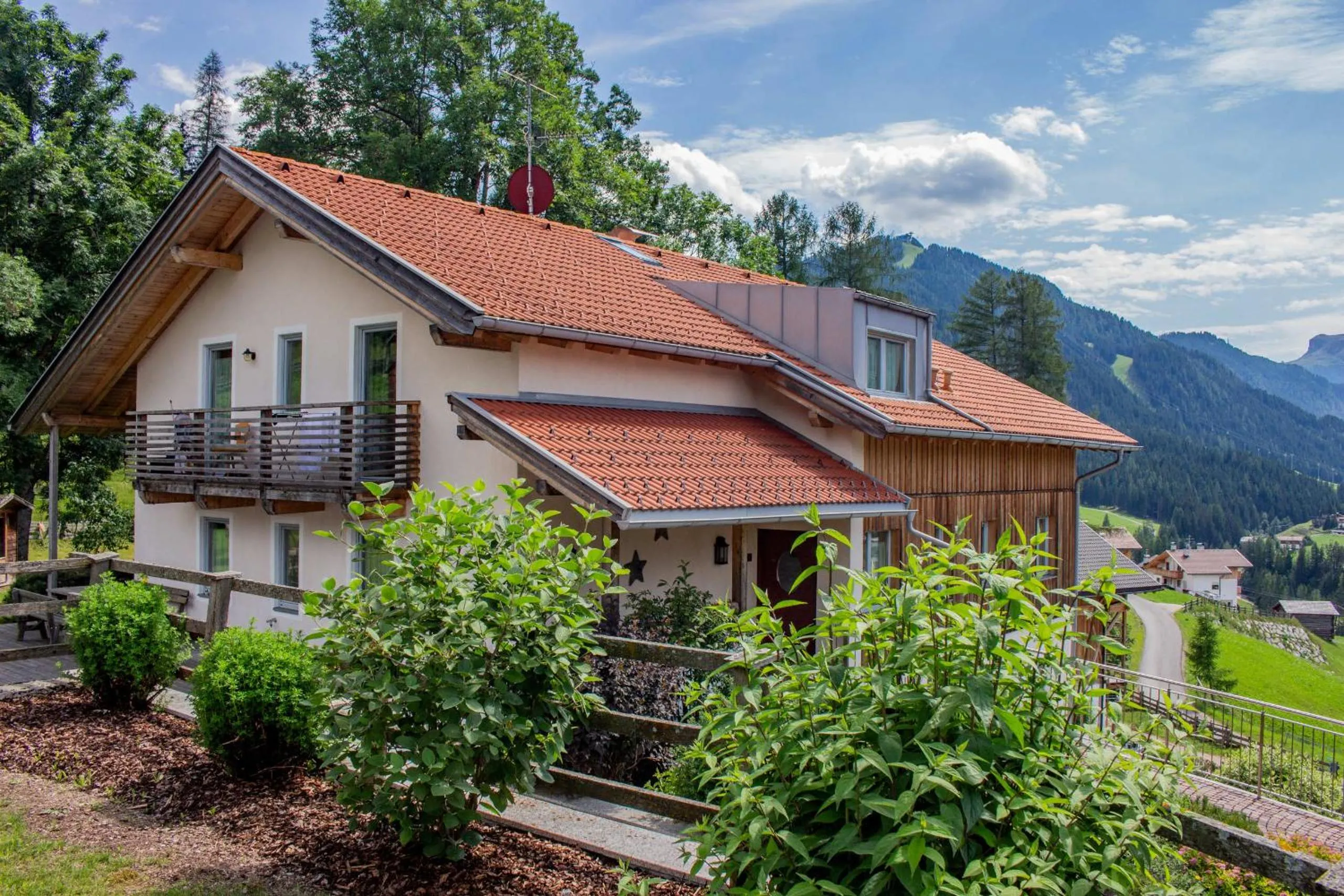 Property building in Residence Rosarela