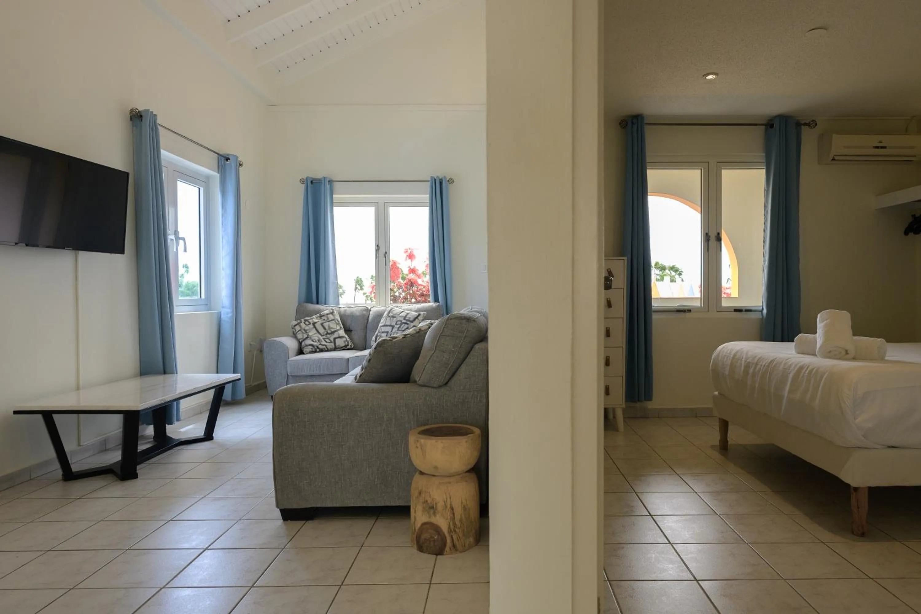 TV and multimedia, Bed in MERAKII SEAVIEW ESCAPE CURACAO