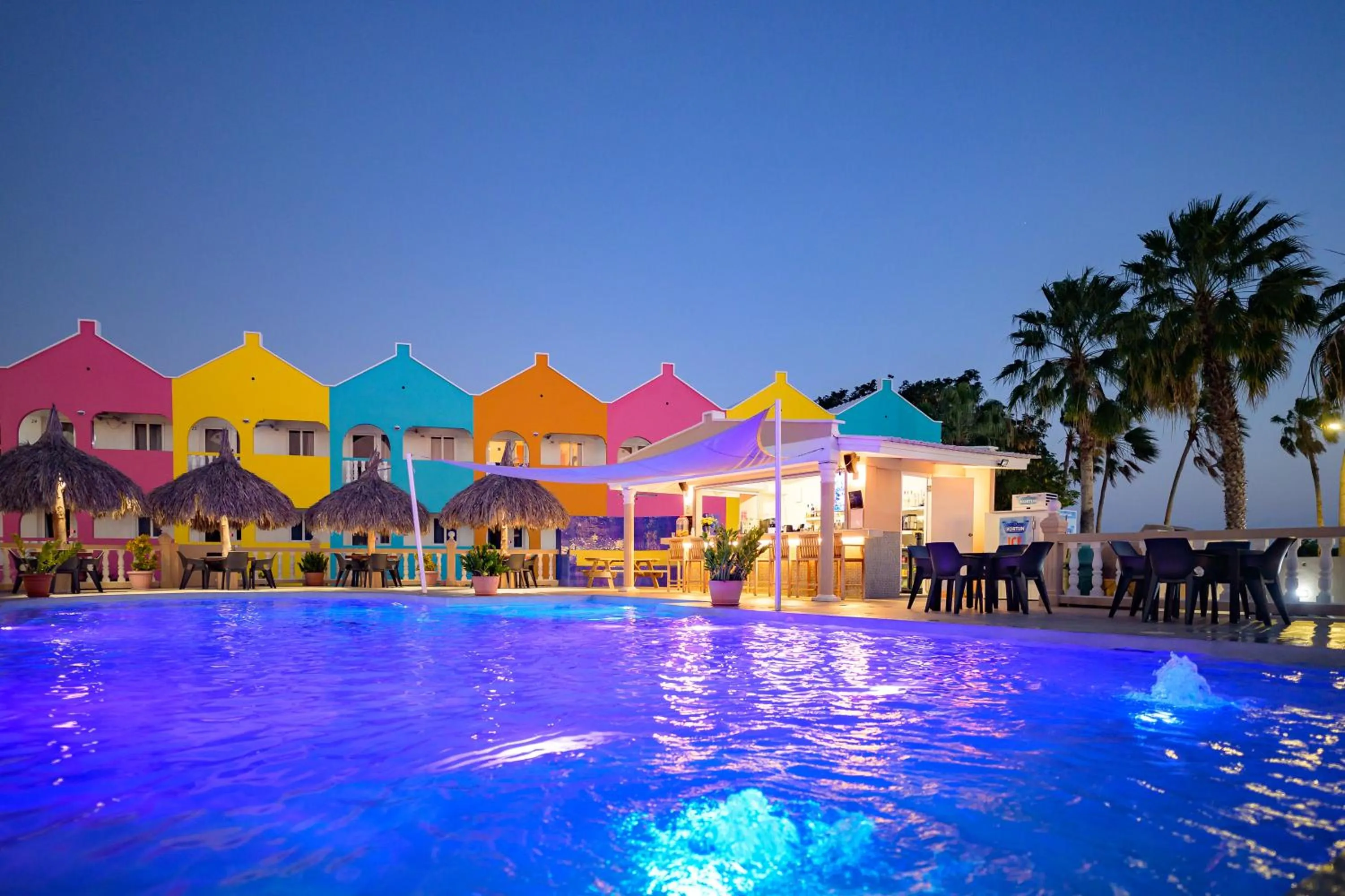 Pool view in MERAKII SEAVIEW ESCAPE CURACAO