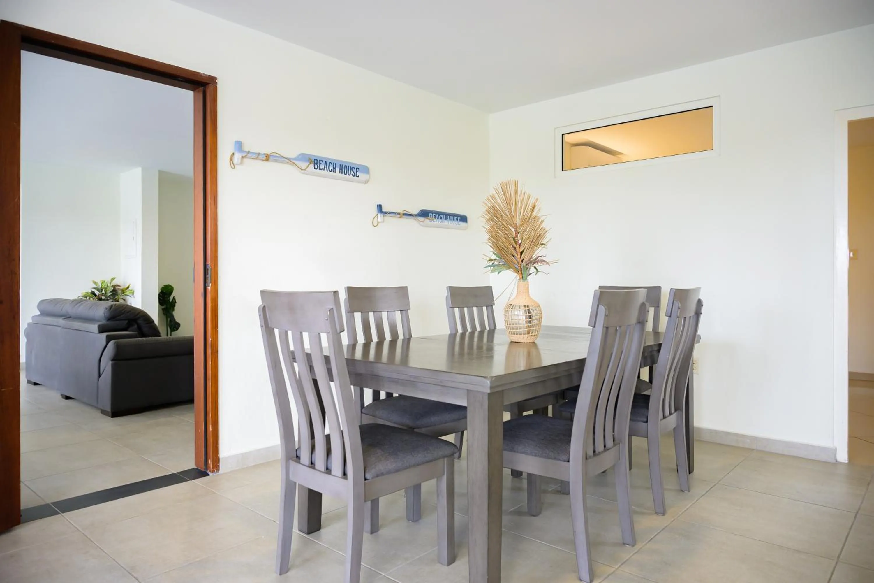 Dining area in MERAKII SEAVIEW ESCAPE CURACAO