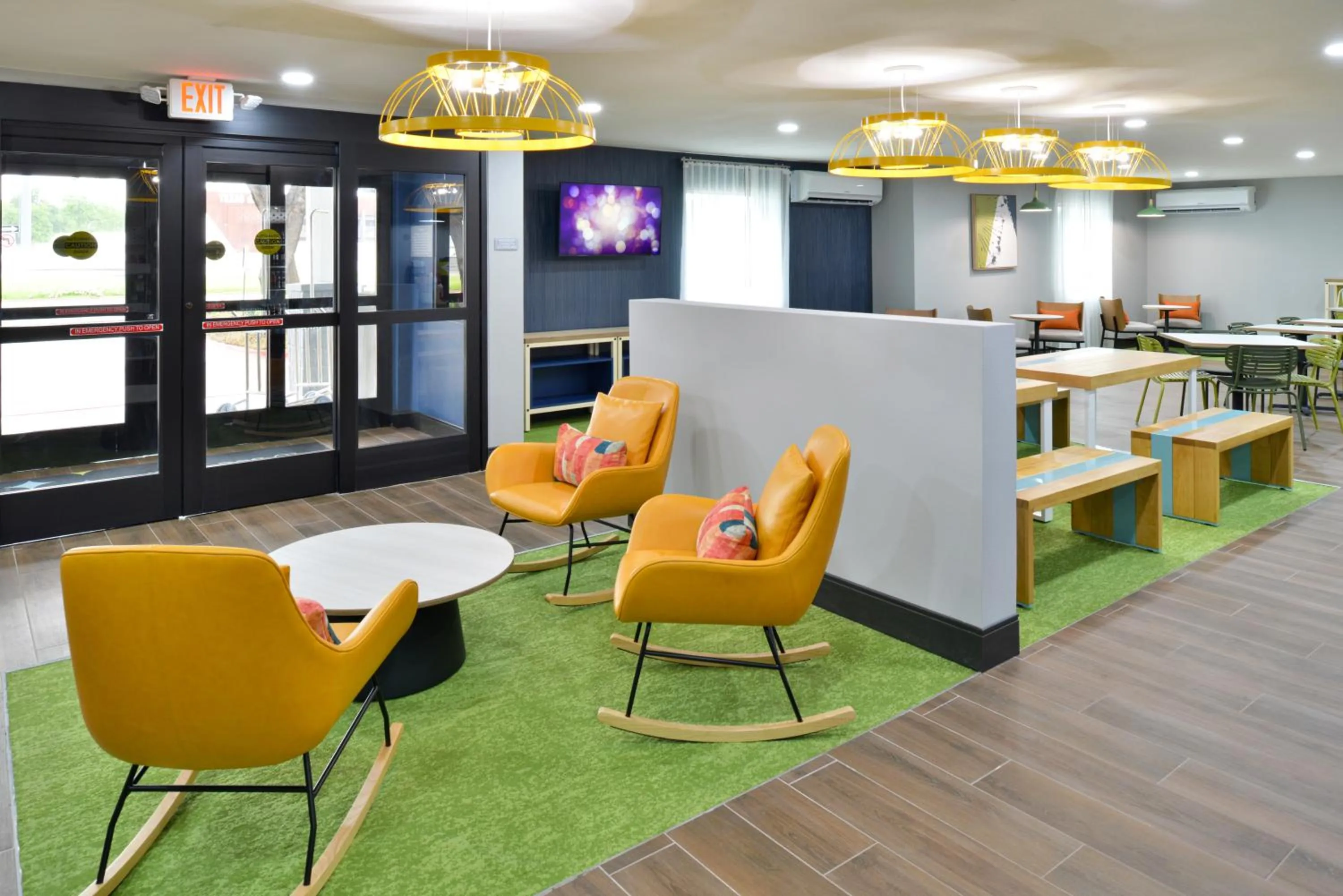 Lobby or reception in Spark By Hilton Dallas Medical District Love Field