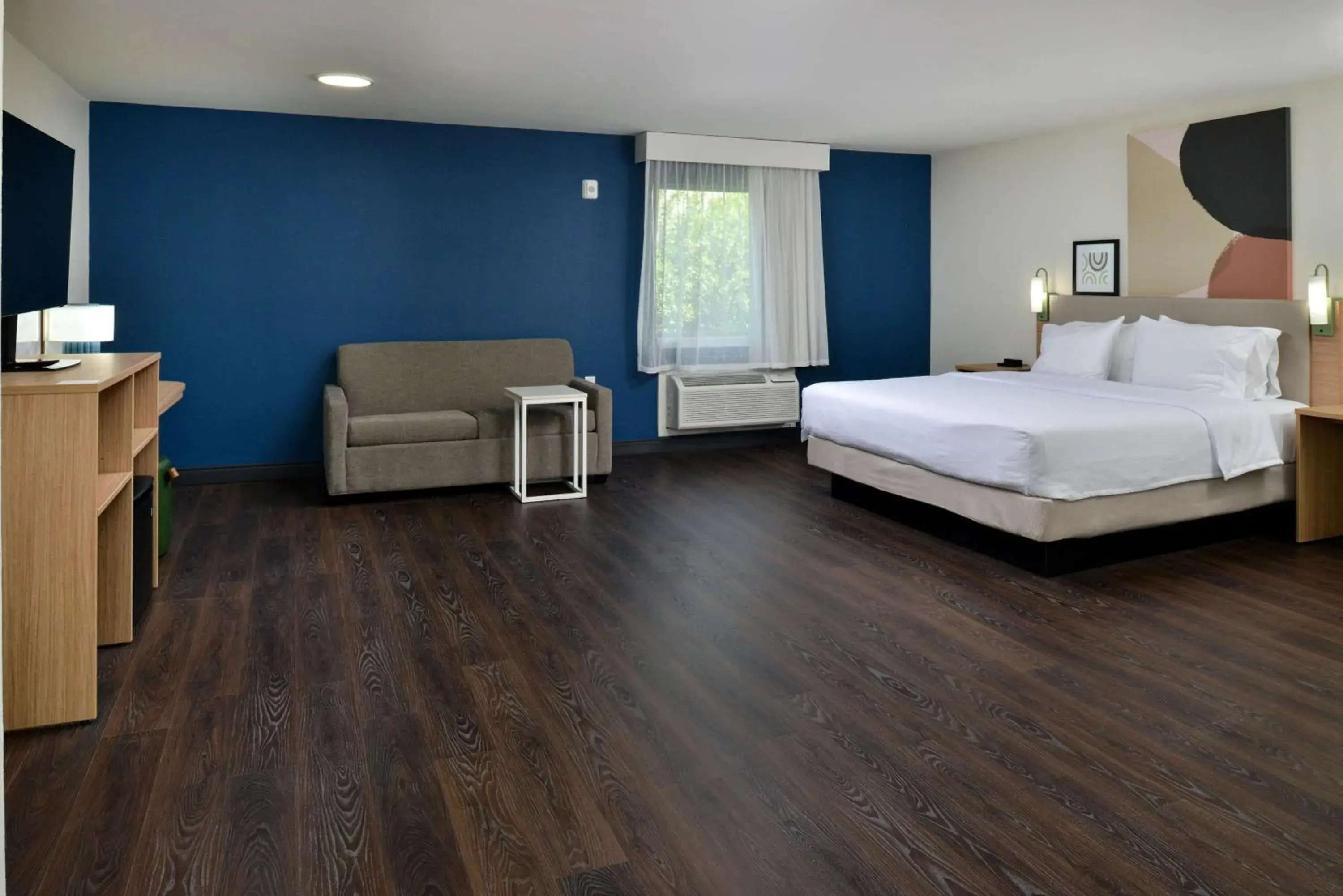 King Room with Sofa Bed - Non-Smoking in Spark By Hilton Dallas Medical District Love Field King Room with Sofa Bed - Non-Smoking in Spark By Hilton Dallas Medical District Love Field