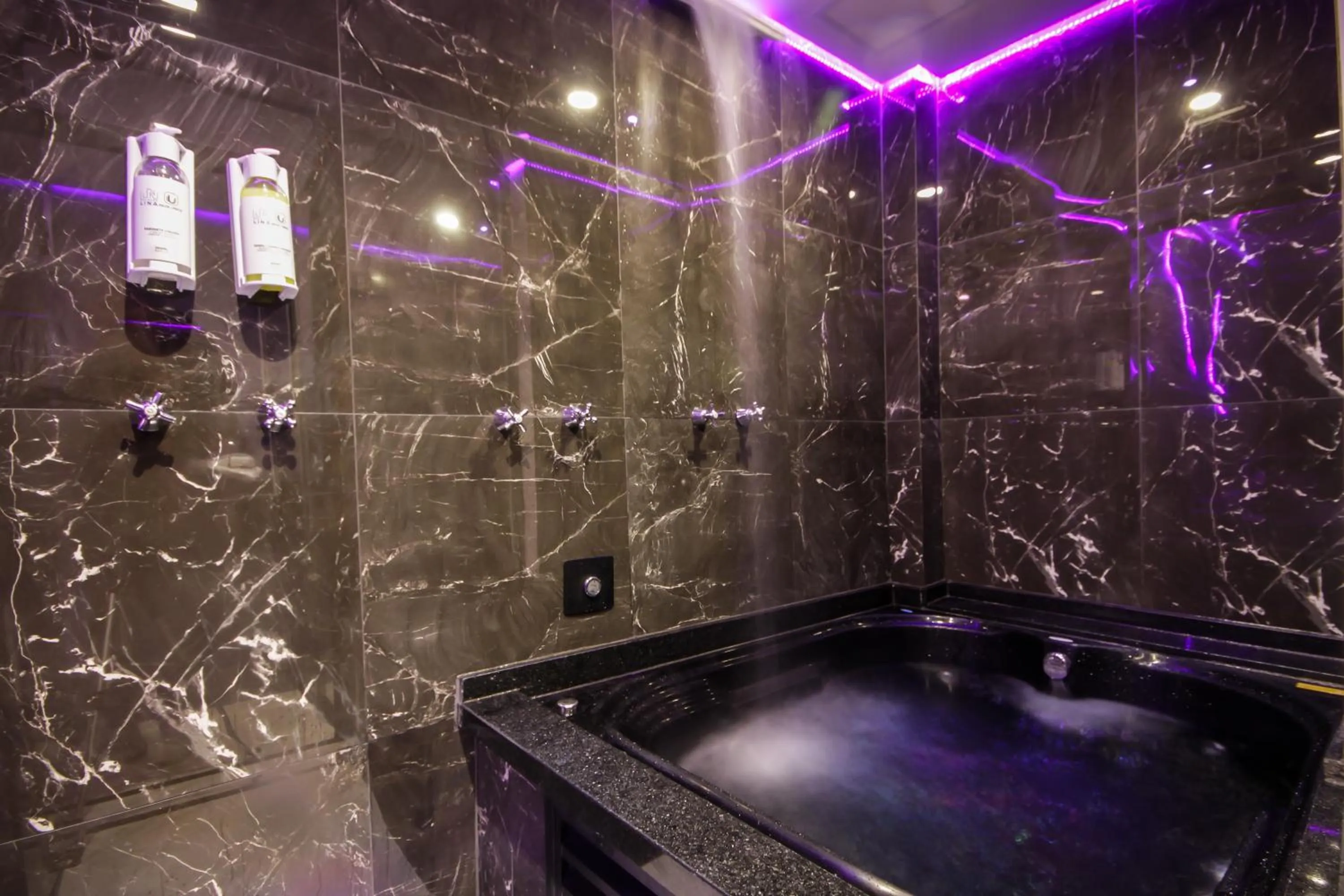 Hot Tub in Adrenalina Motel Itaquera - Arena Corinthians