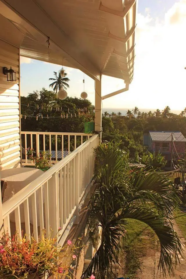 Property building in Posada Nativa Atardecer Isleño