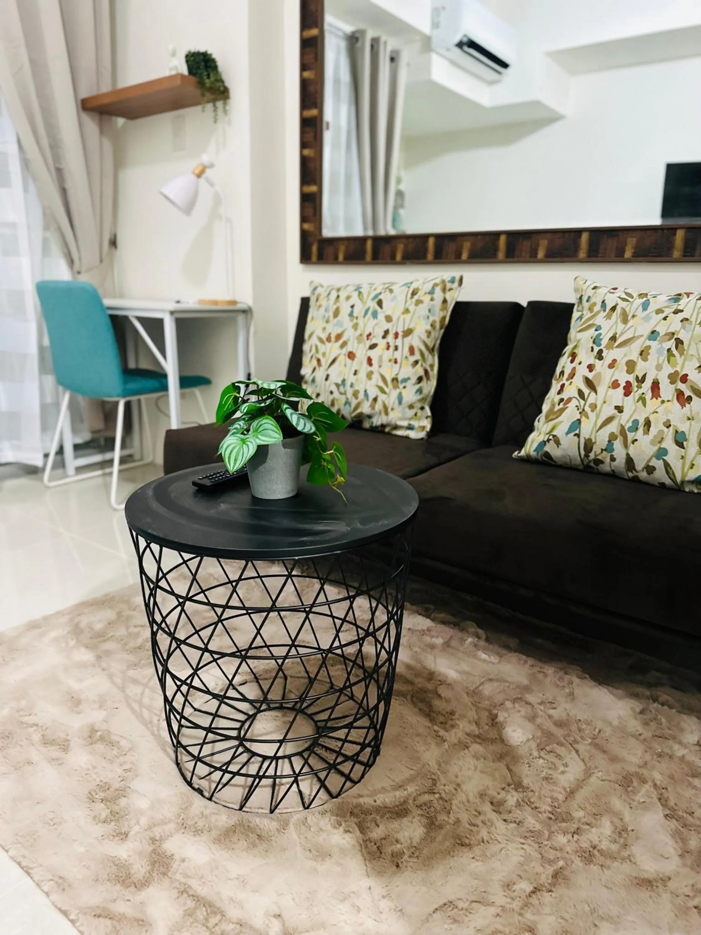 Lengs Place 2 - Studio with Balcony at Inspiria Condo, Beside Abreeza Mall