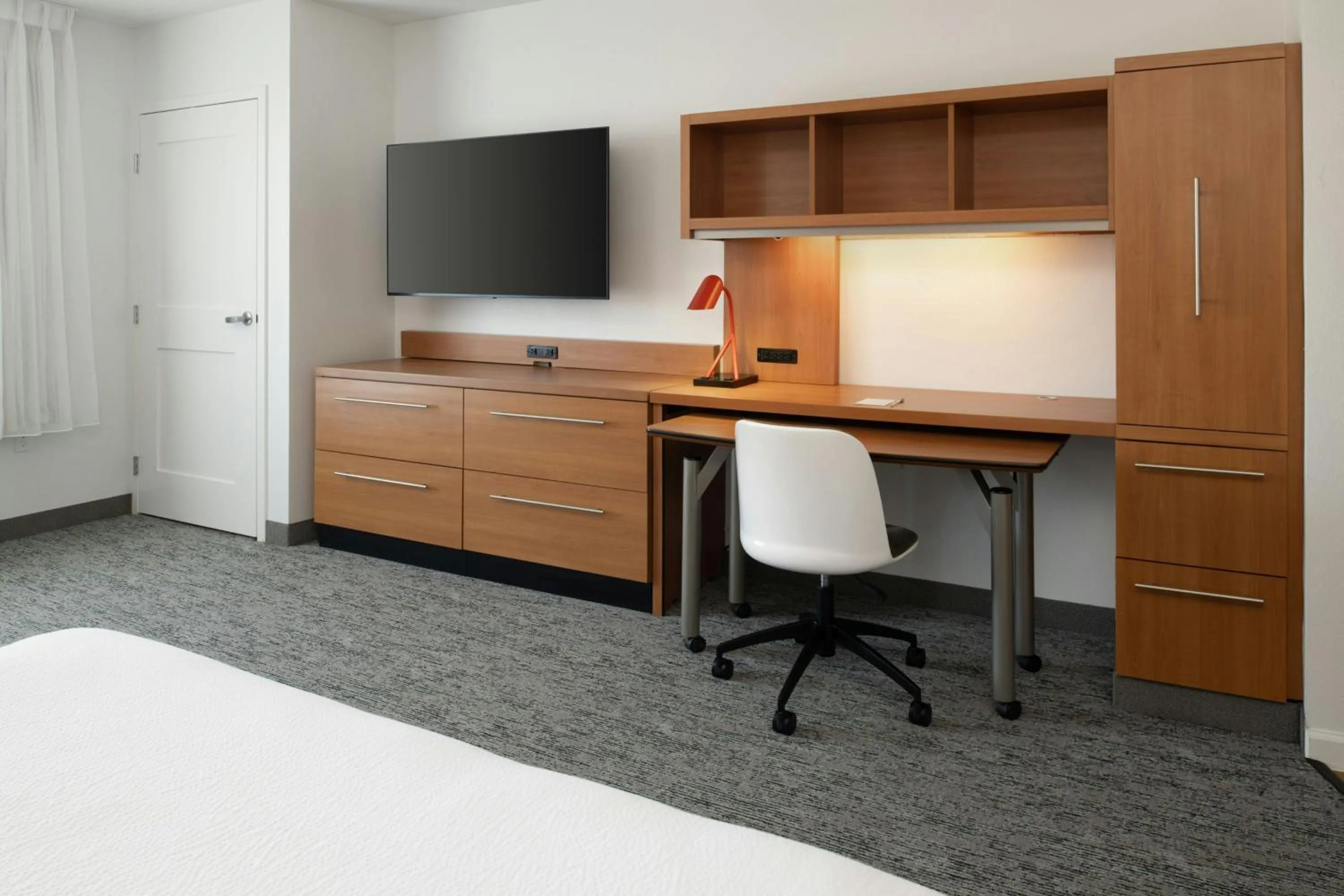 Photo of the whole room, Bed in TownePlace Suites by Marriott Lancaster