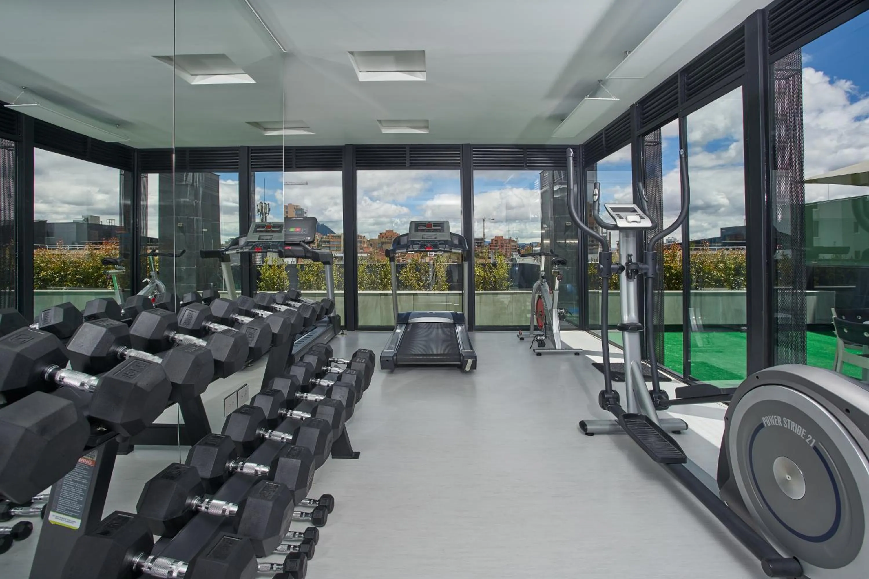 Fitness centre/facilities in Hotel 100 Luxury Suites by Preferred