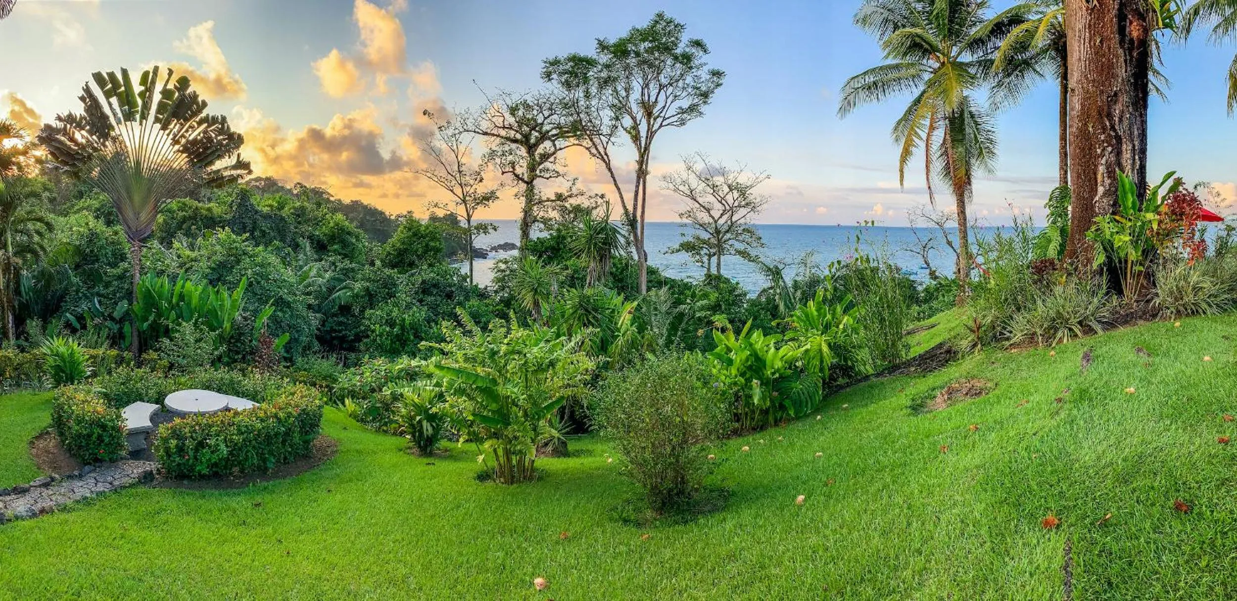 Natural landscape in Las Caletas Lodge