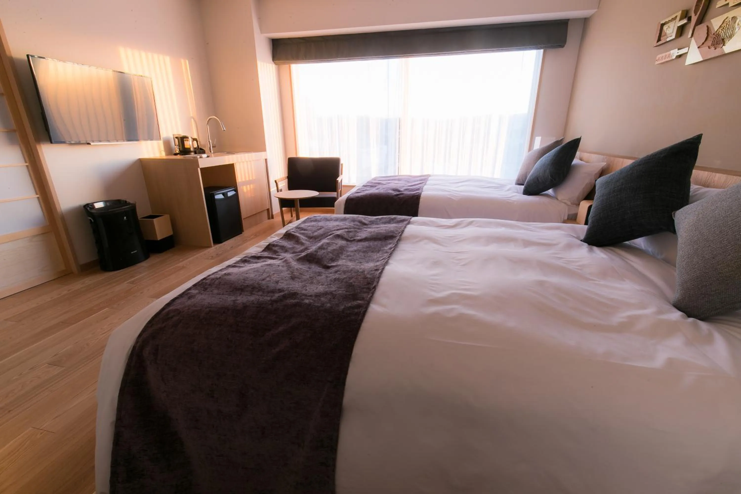 Photo of the whole room, Bed in Spa & Hotel Suishun Matsuiyamate