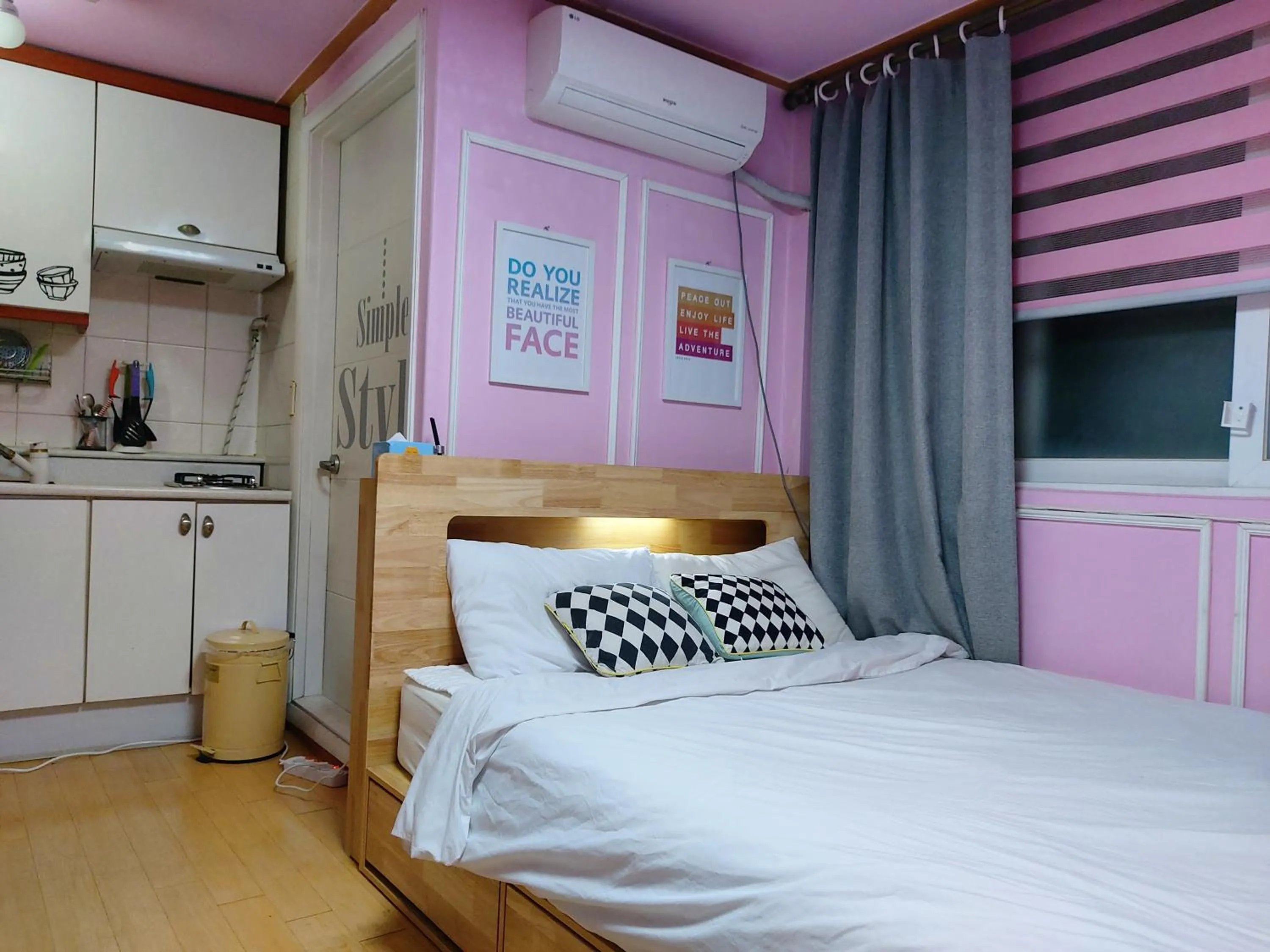 Bed in Han River Residence & Guesthouse