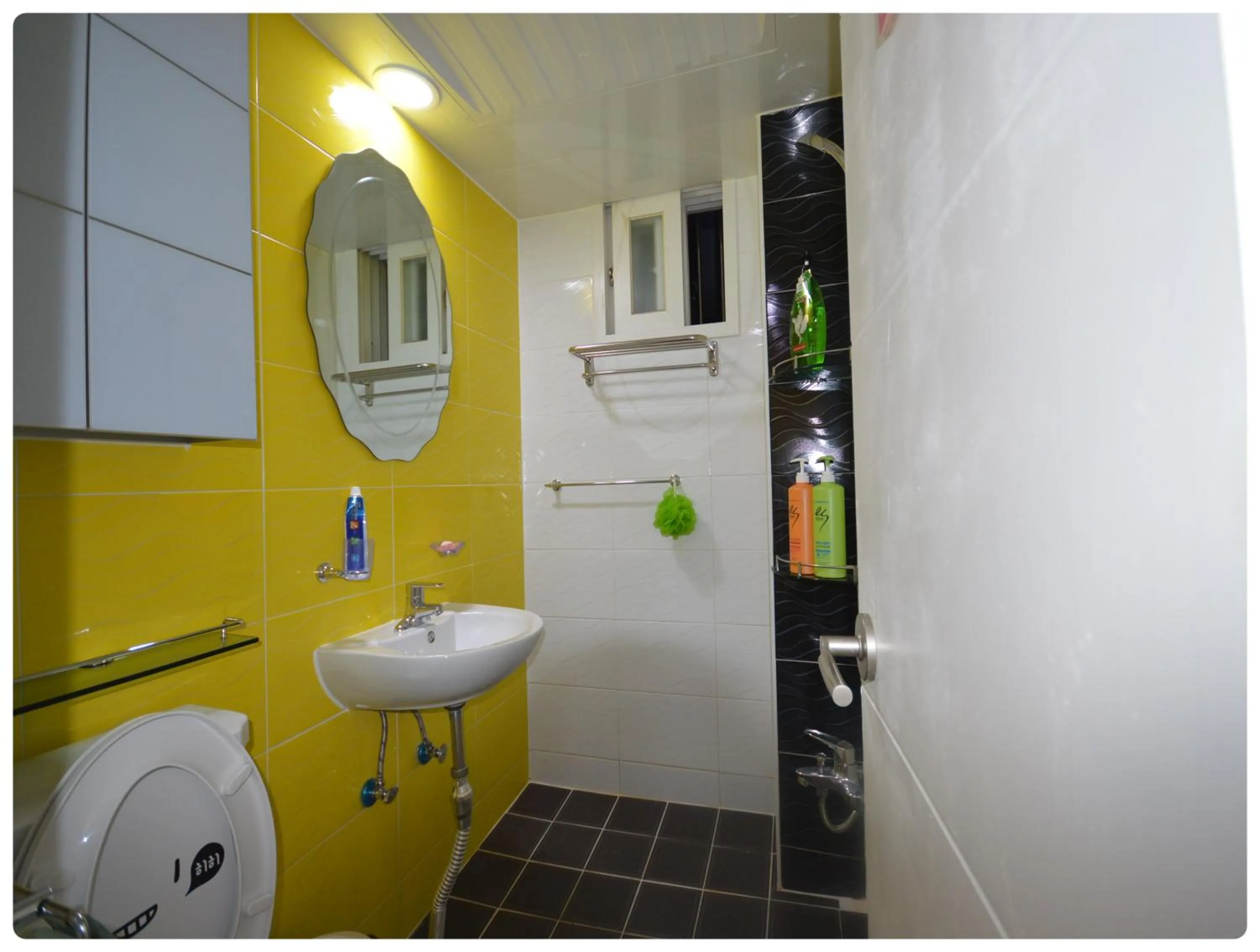 Toilet in Han River Residence & Guesthouse