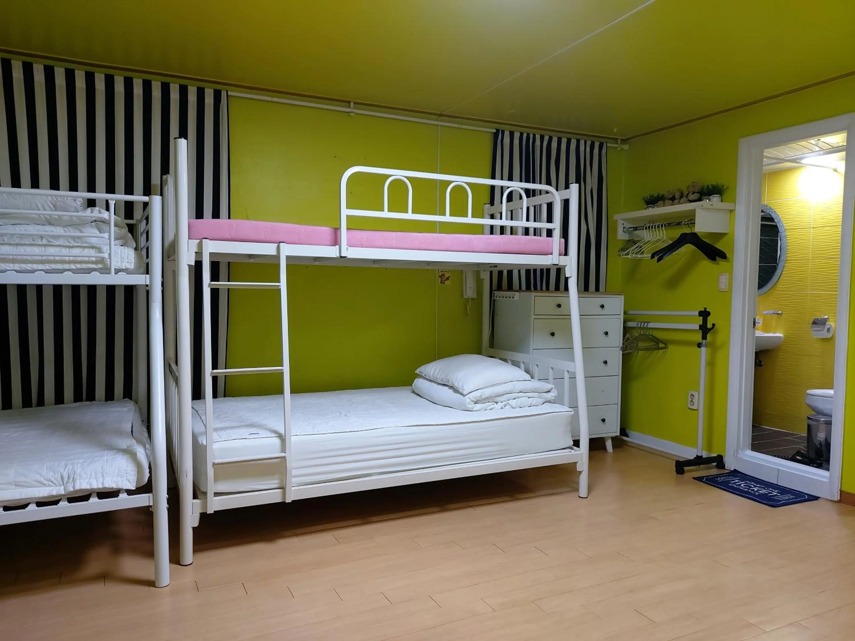 Bed in Han River Residence & Guesthouse