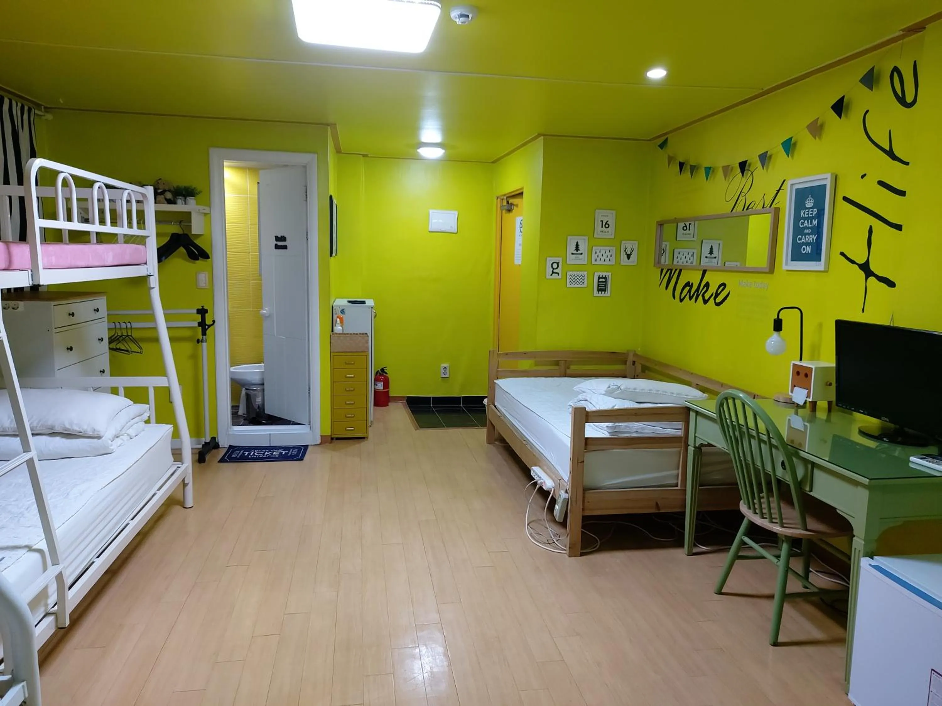 Bed in Han River Residence & Guesthouse