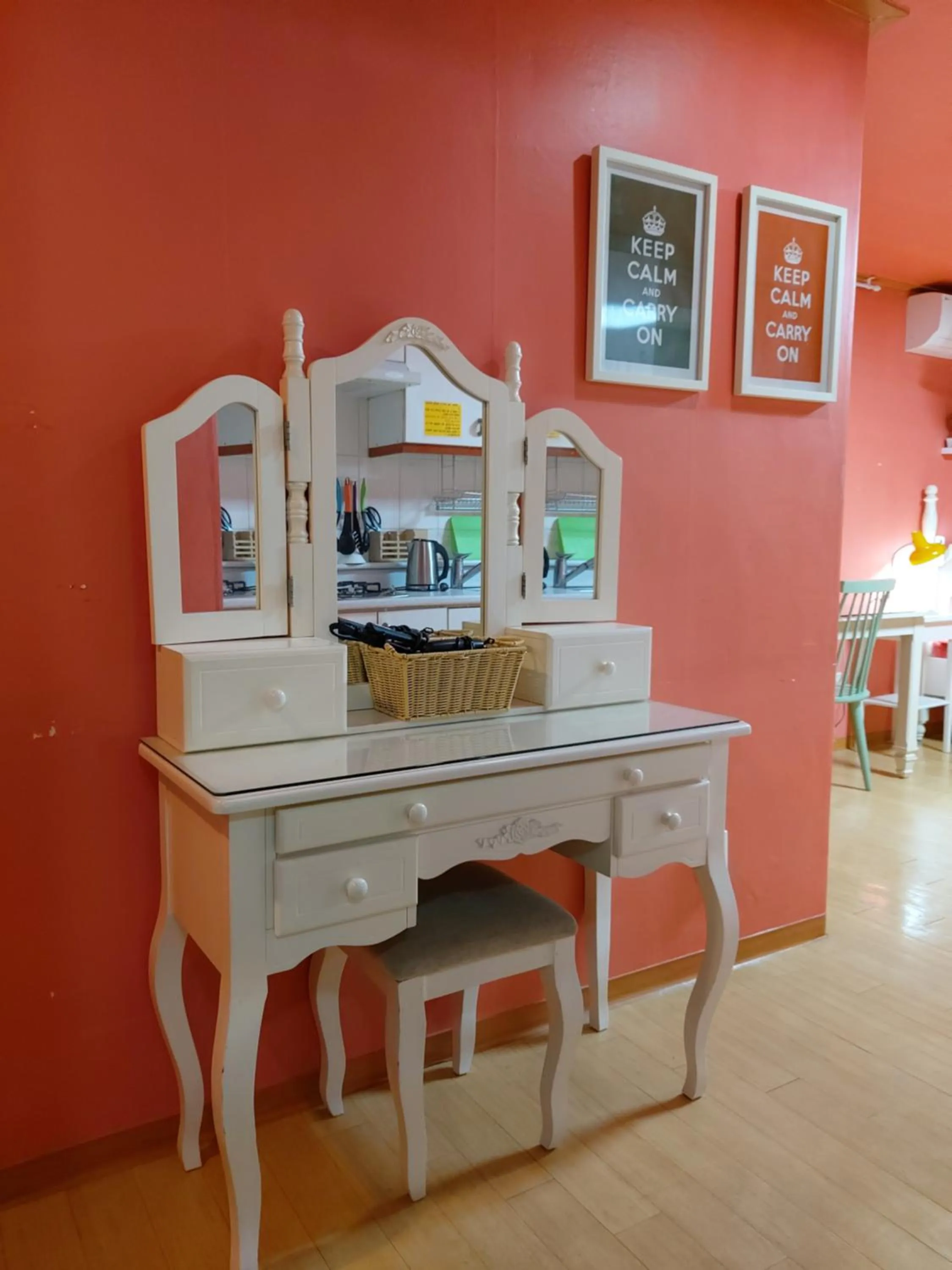 Han River Residence & Guesthouse