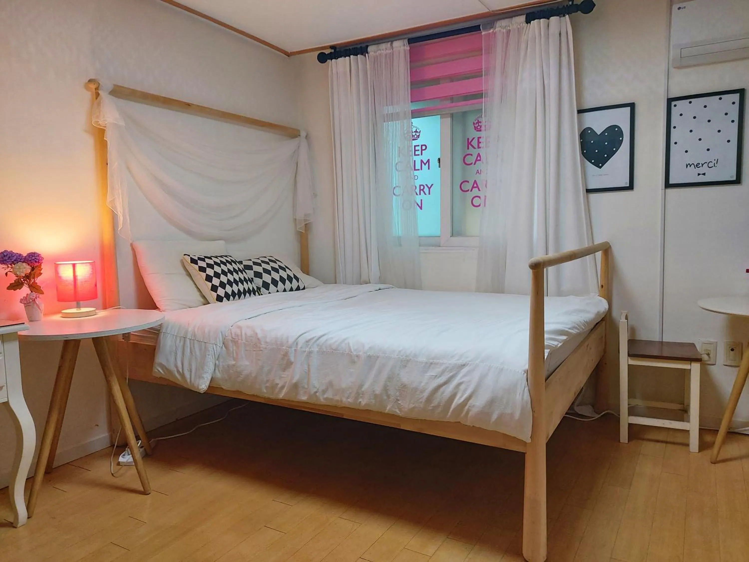 Bed in Han River Residence & Guesthouse