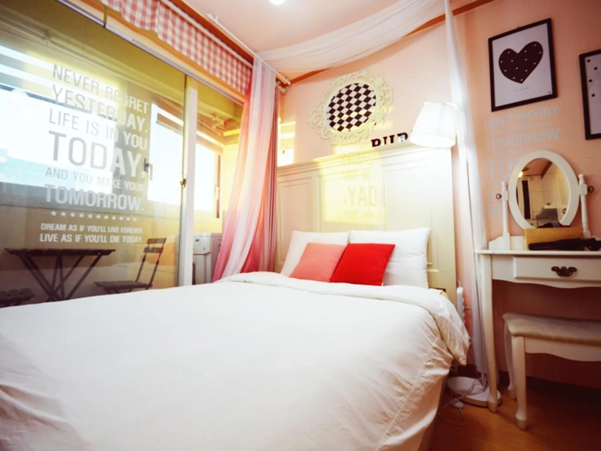 Bedroom, Bed in Han River Residence & Guesthouse