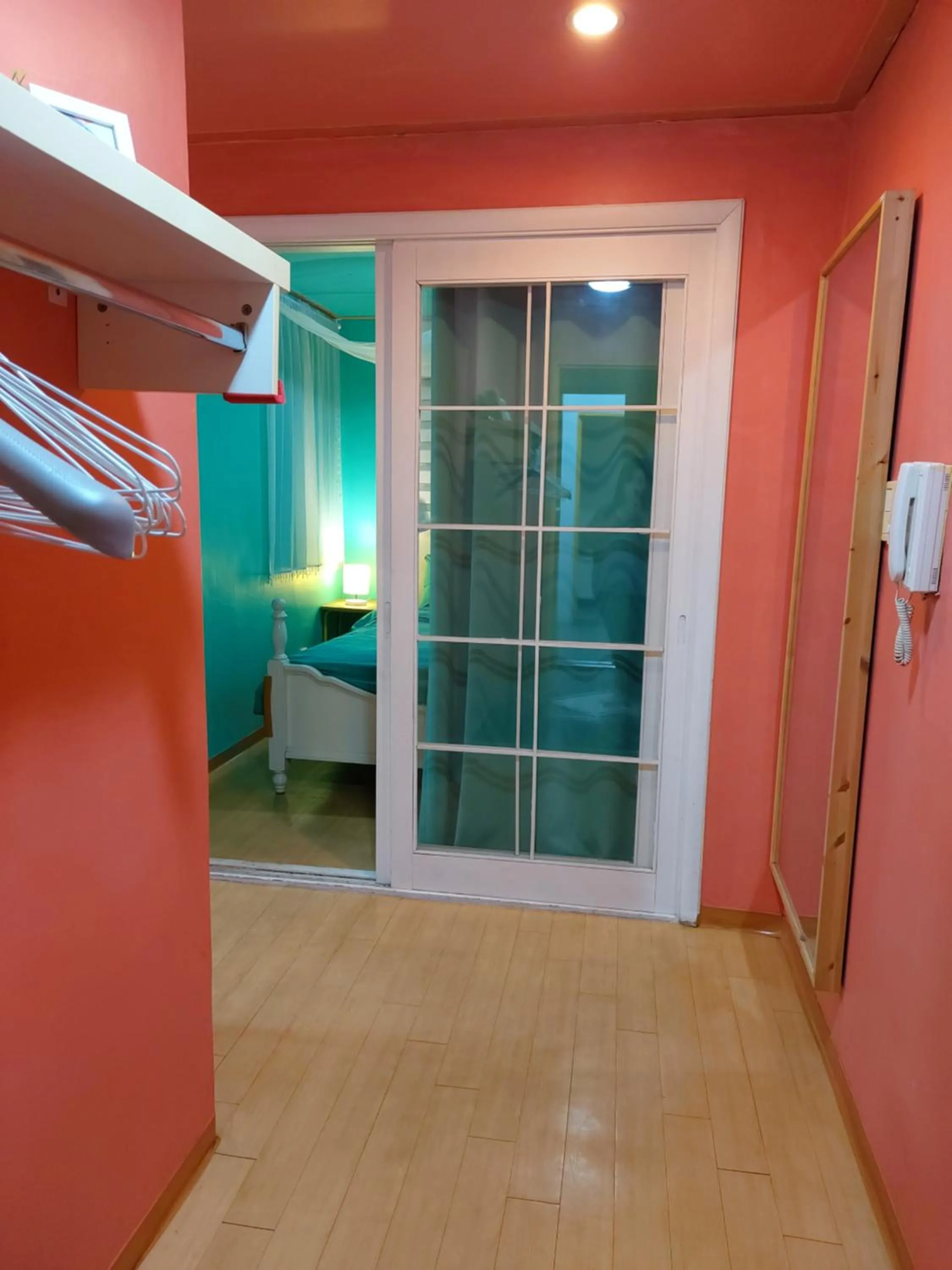 Han River Residence & Guesthouse