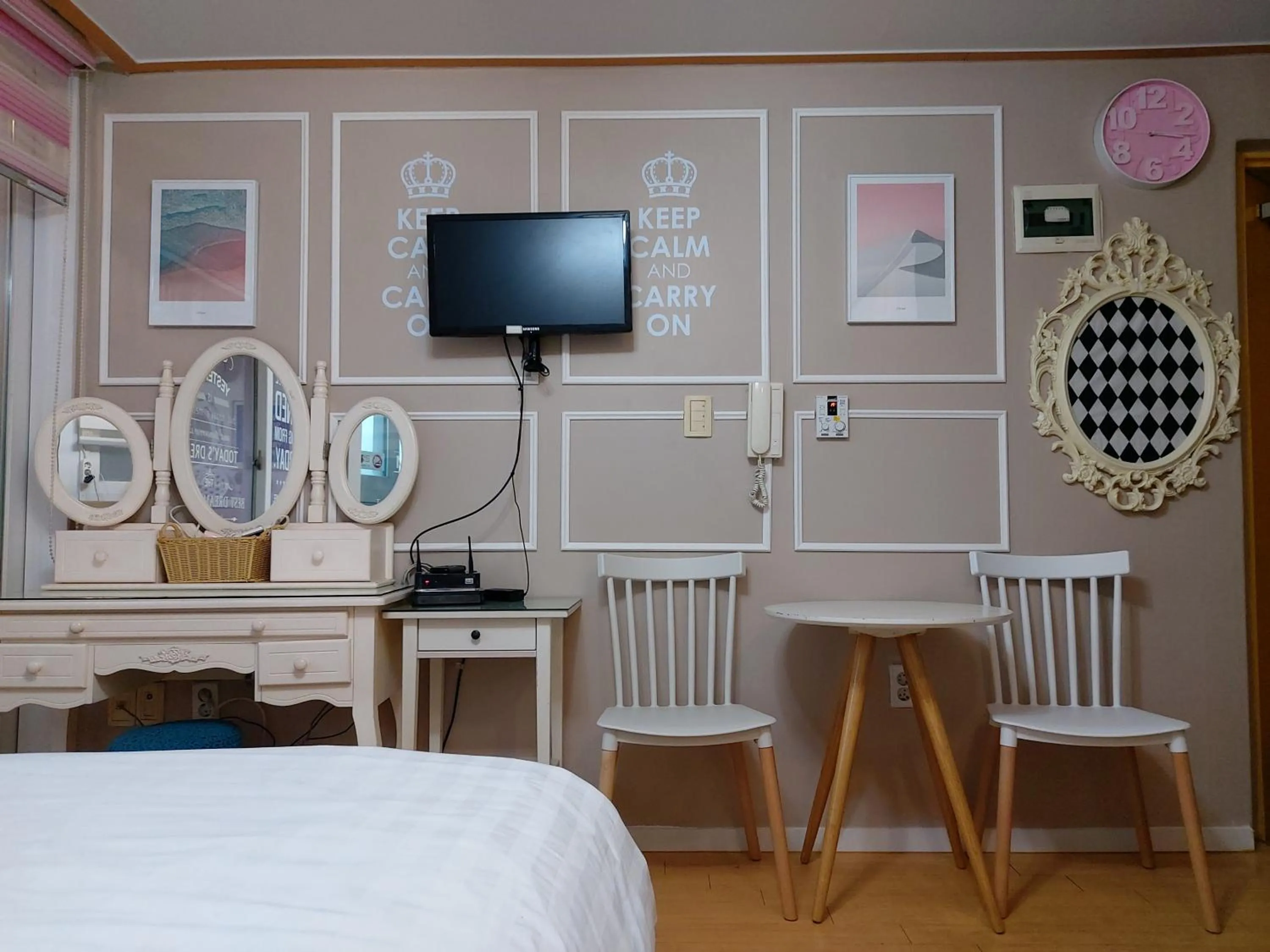 Bed in Han River Residence & Guesthouse