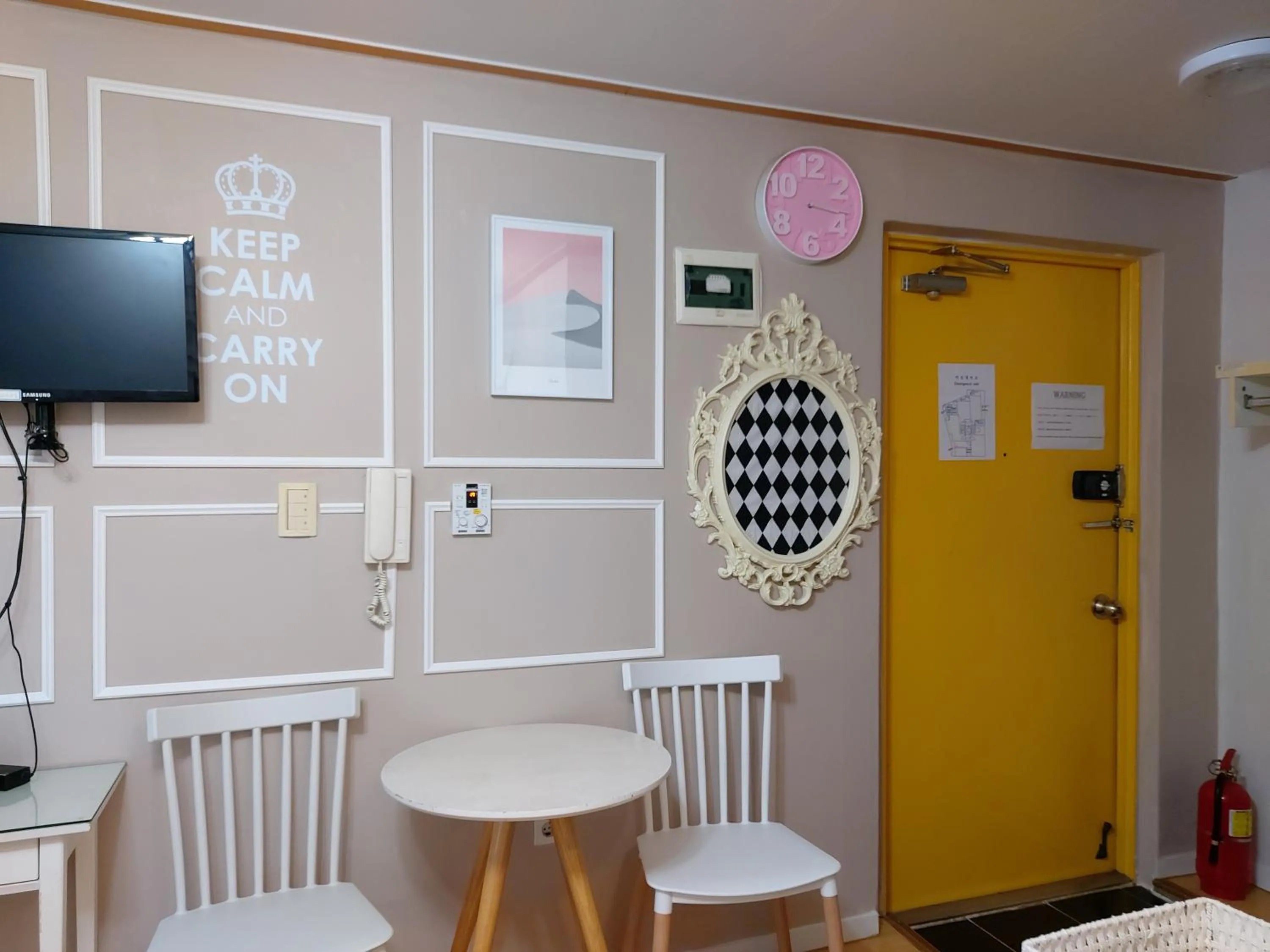 Han River Residence & Guesthouse