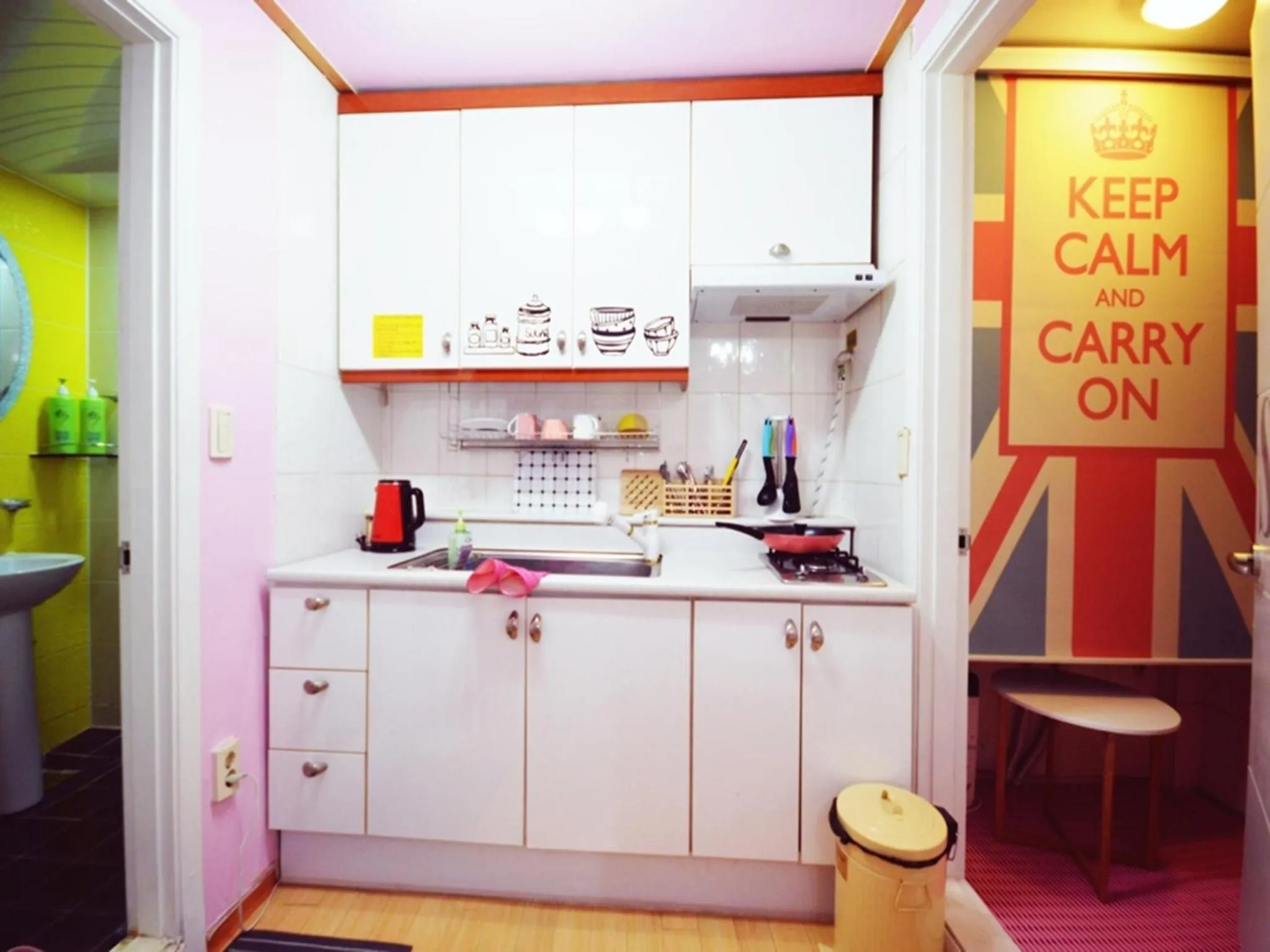 Kitchen or kitchenette in Han River Residence & Guesthouse