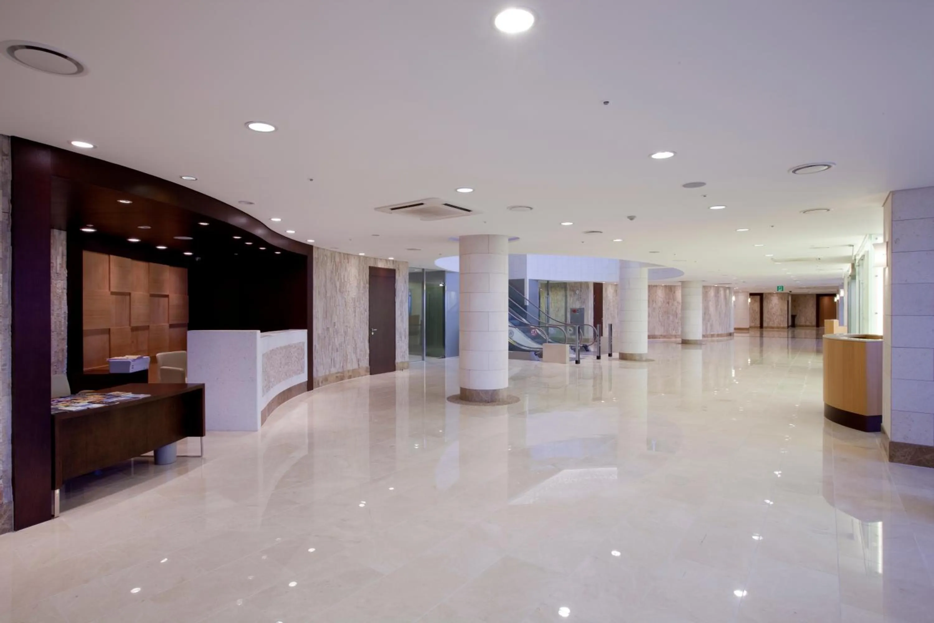 Lobby or reception in Ocean Suites Jeju Hotel