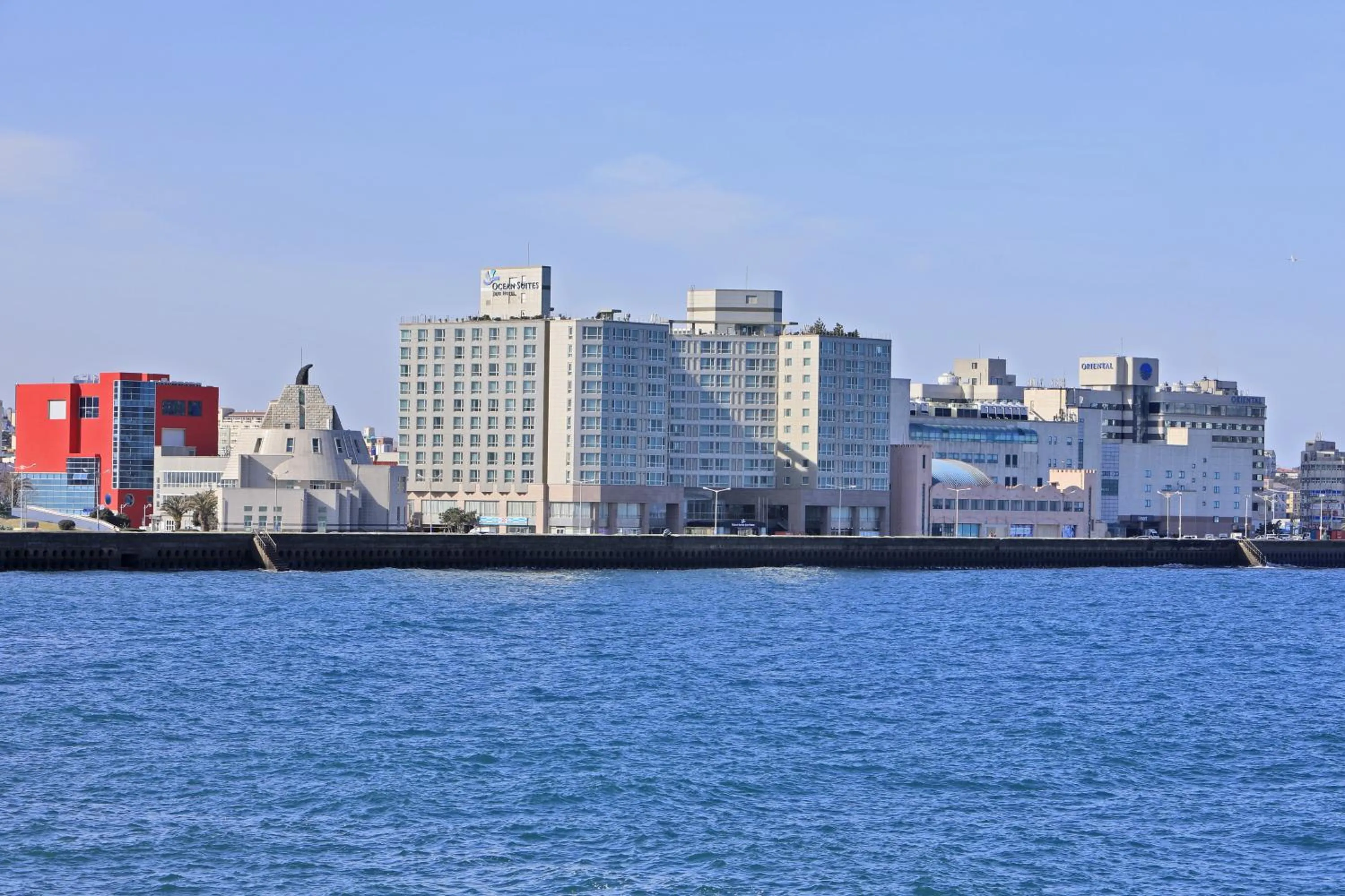 Property building in Ocean Suites Jeju Hotel