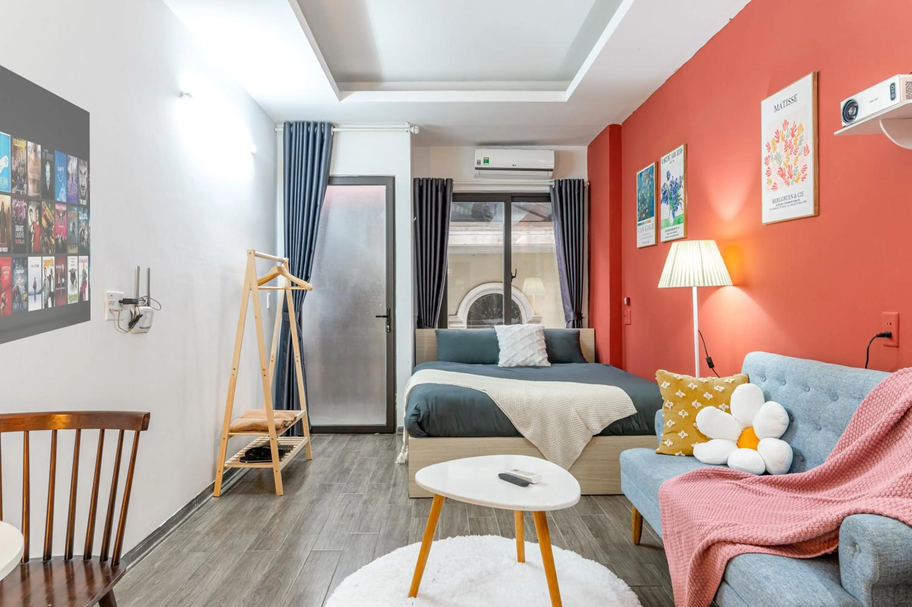 Living room in SaziHome Doi Can Hanoi