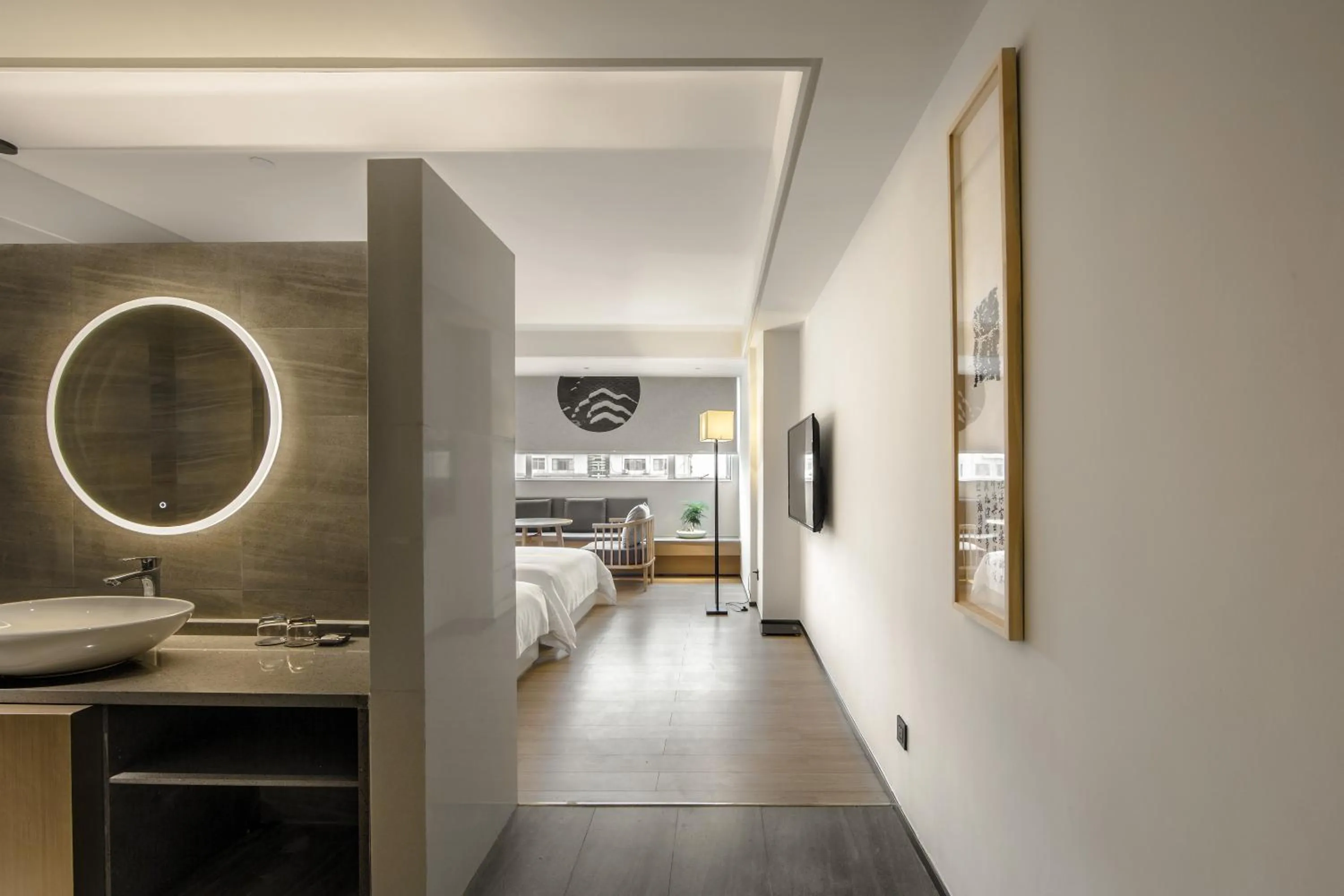 Bed in Guangzhou Shug Art Hotel