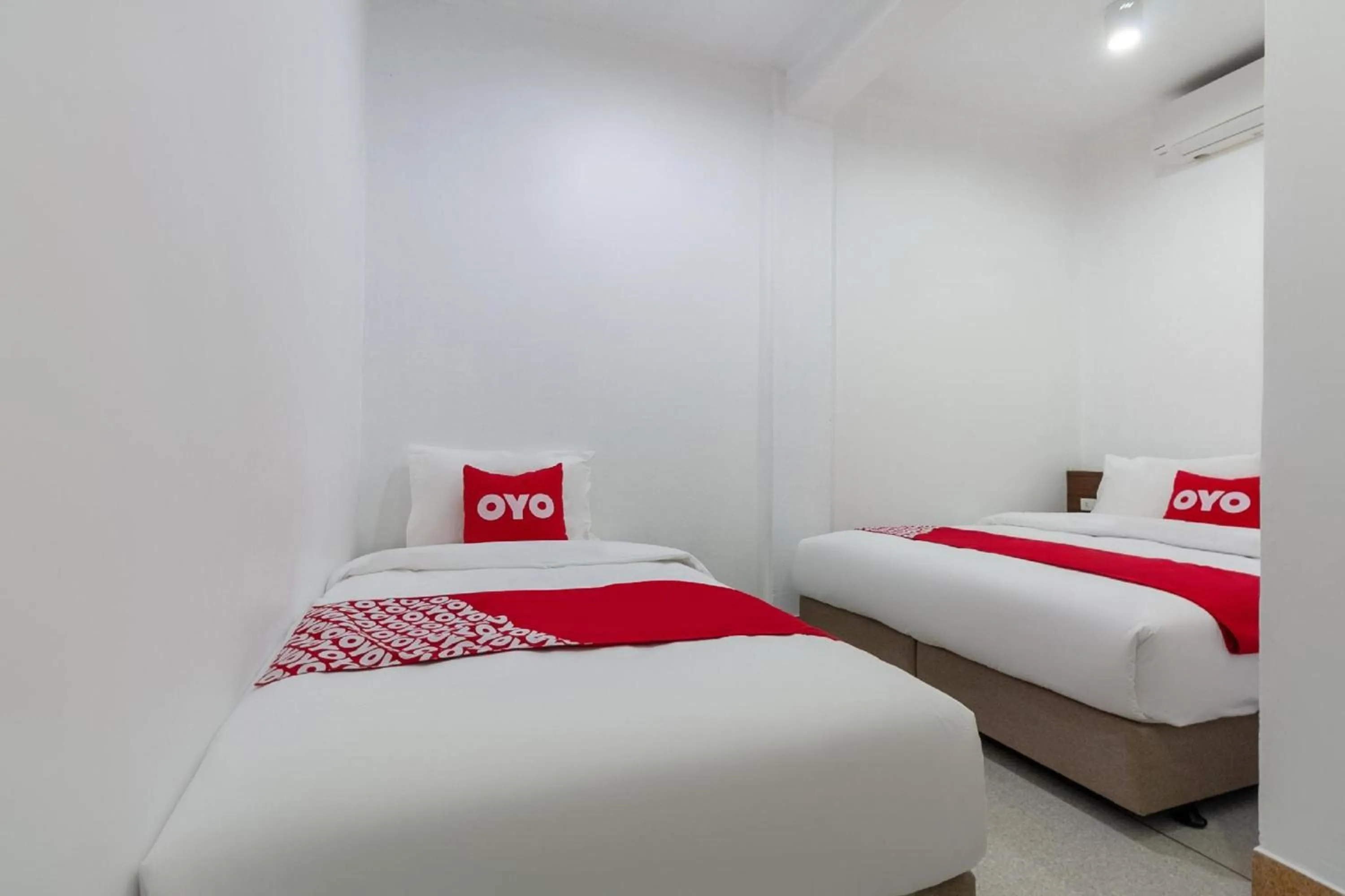 Bedroom in OYO 994 Kudi Hostel