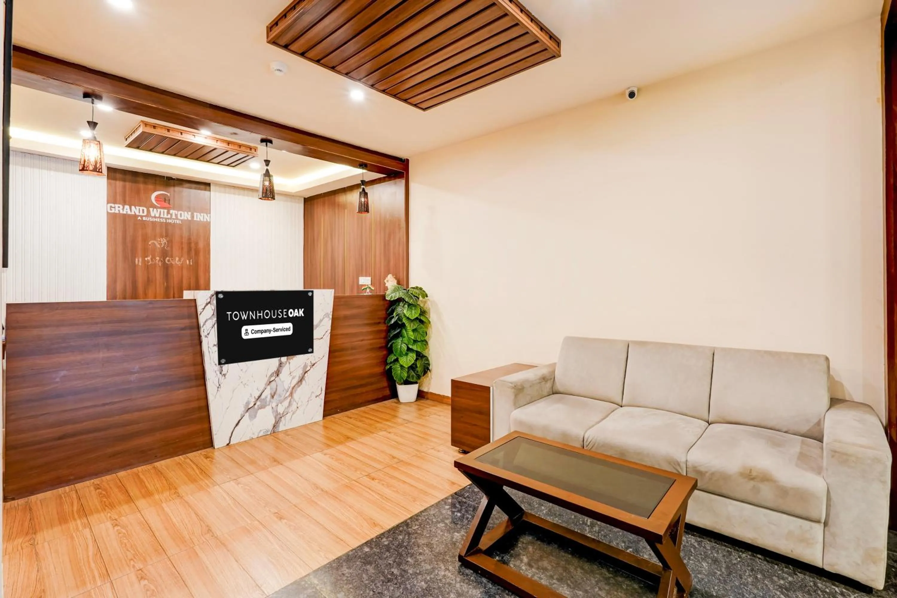 Lobby or reception in Super Townhouse Oak Mahadevapura Opposite Phoenix Mall Formerly Grand Wilton Inn