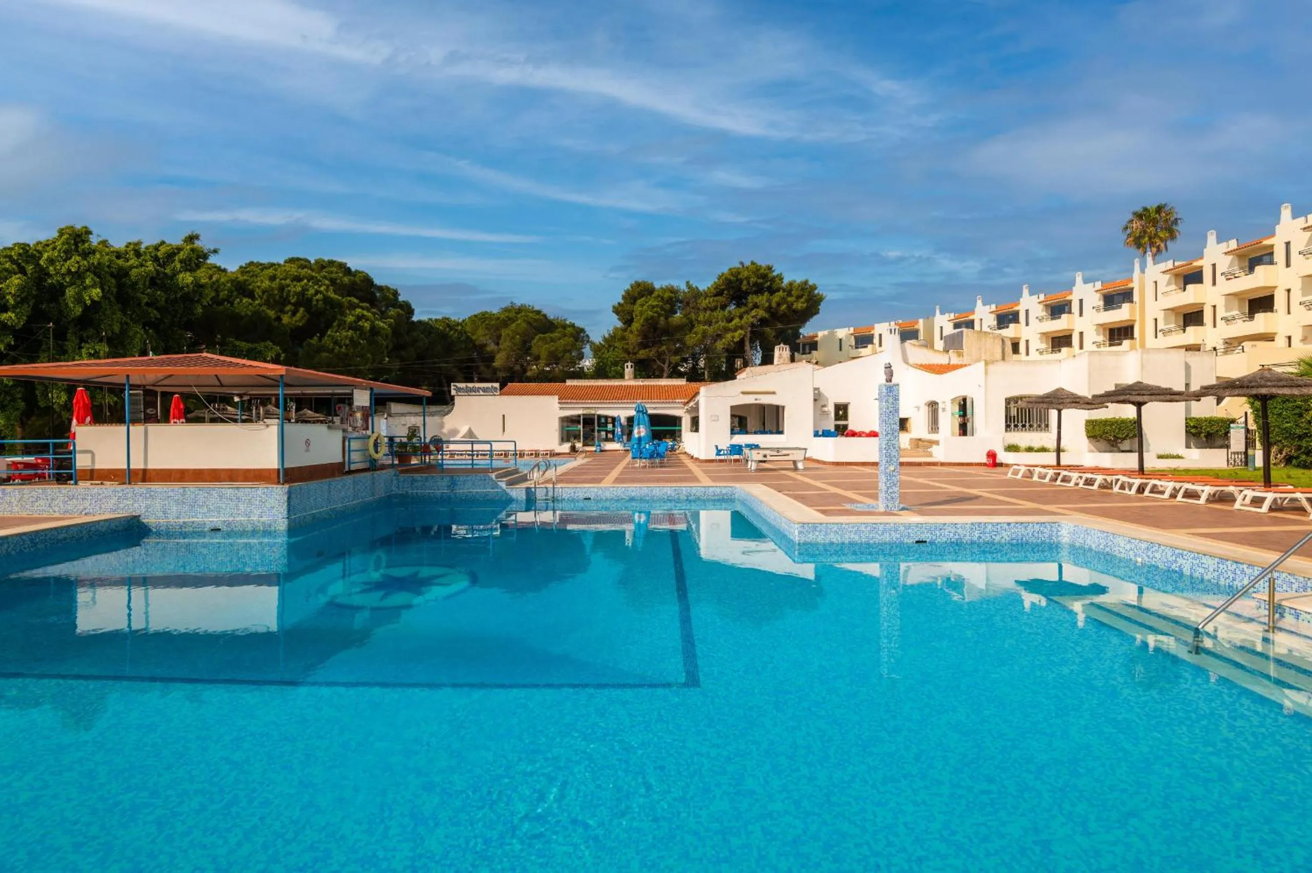 Swimming pool in Albufeira Jardim Sun Deck Studio