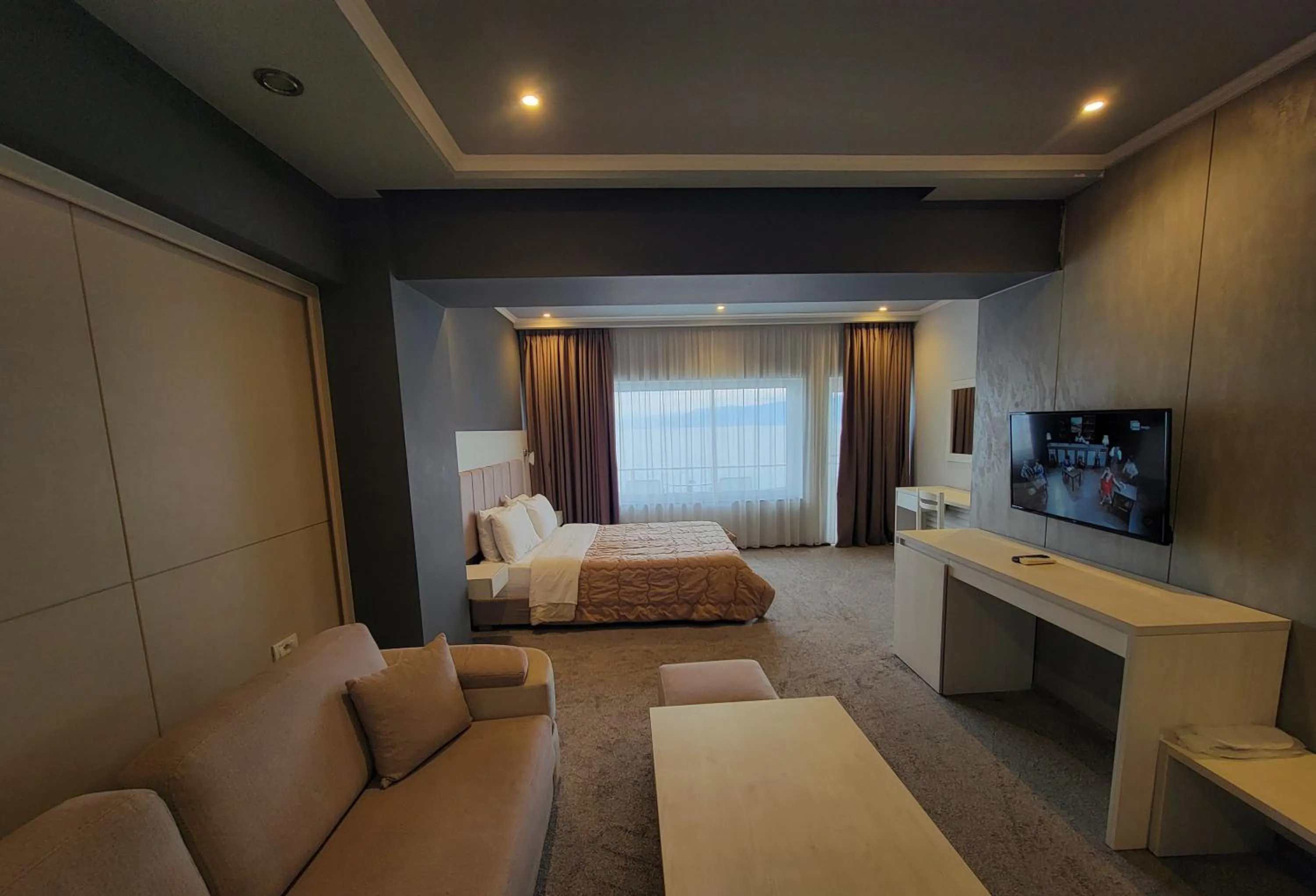 Bed in Hotel Enkelana