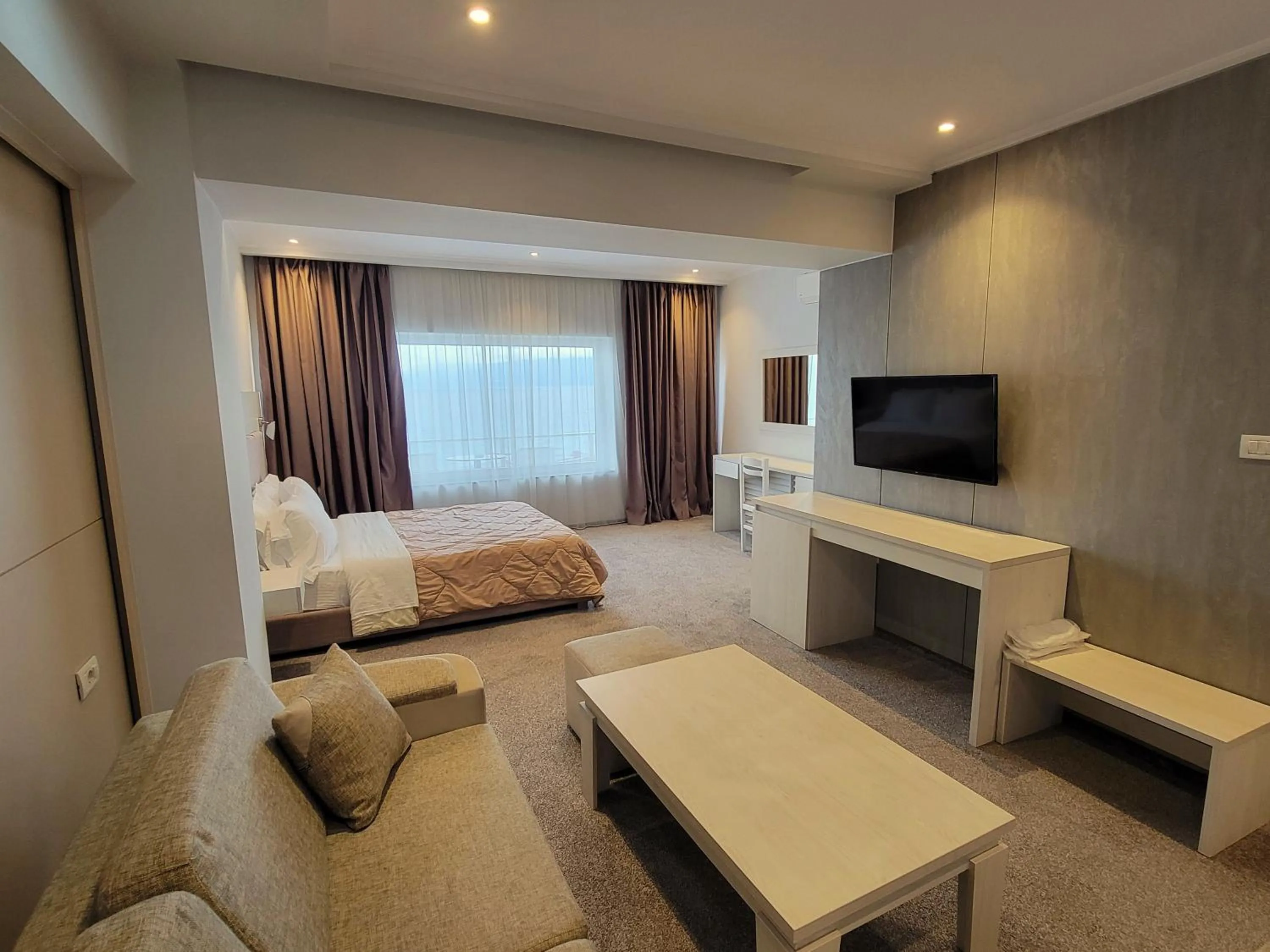 Bed in Hotel Enkelana