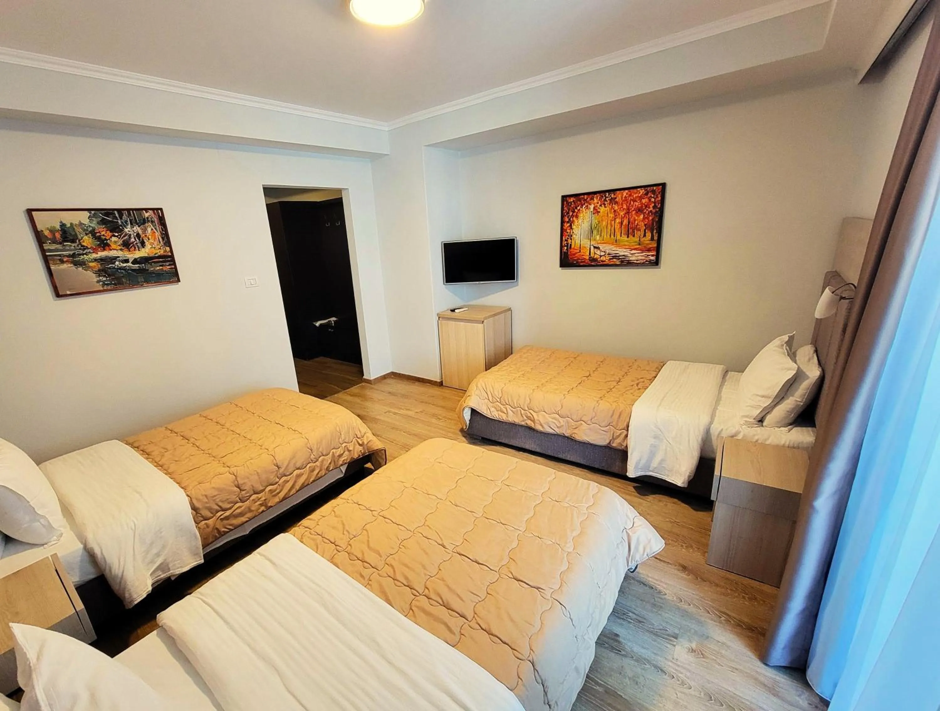 Bed in Hotel Enkelana