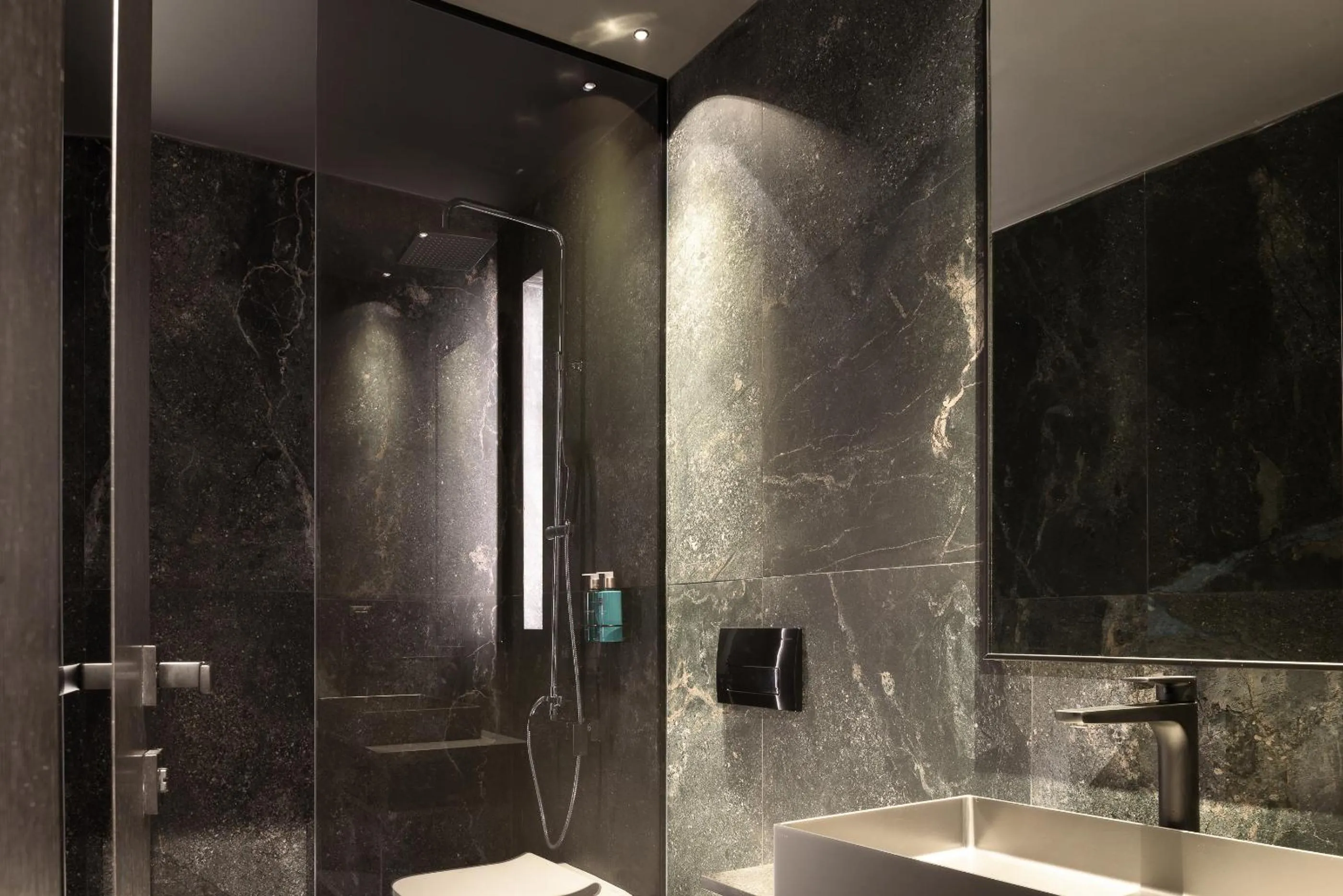 Shower in Pleiades Urban Stay by Semavί