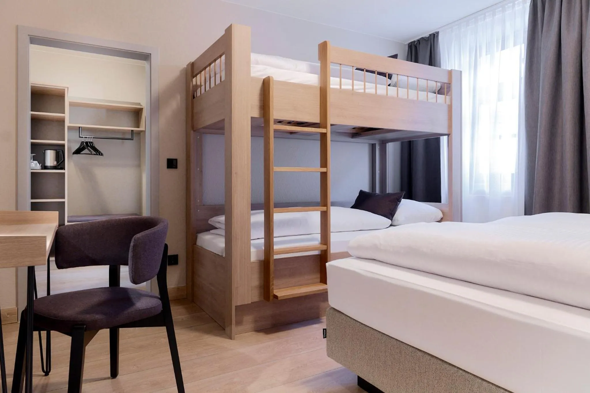 Bedroom, Bed in Hotel Müllerbräu