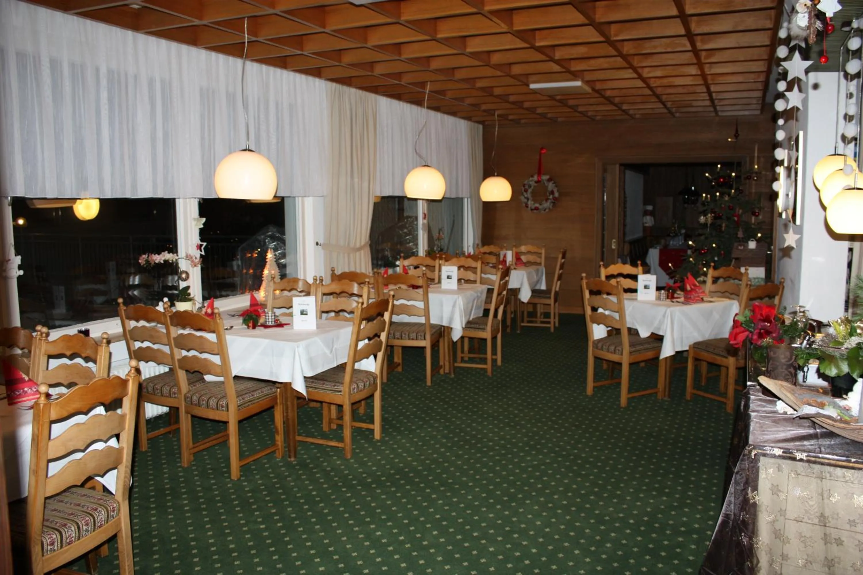 Dining area in Hotel Panorama