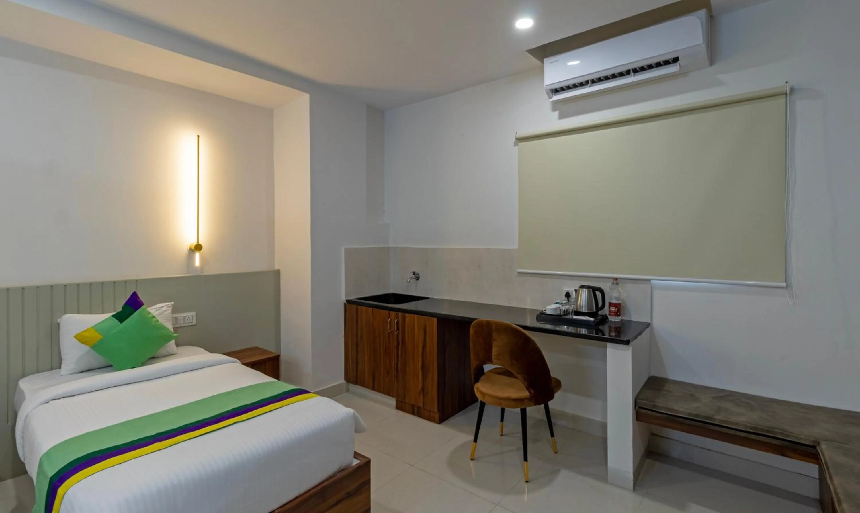 Bedroom, Bed in Treebo Raghavendra Tranquil Inn Bellandur