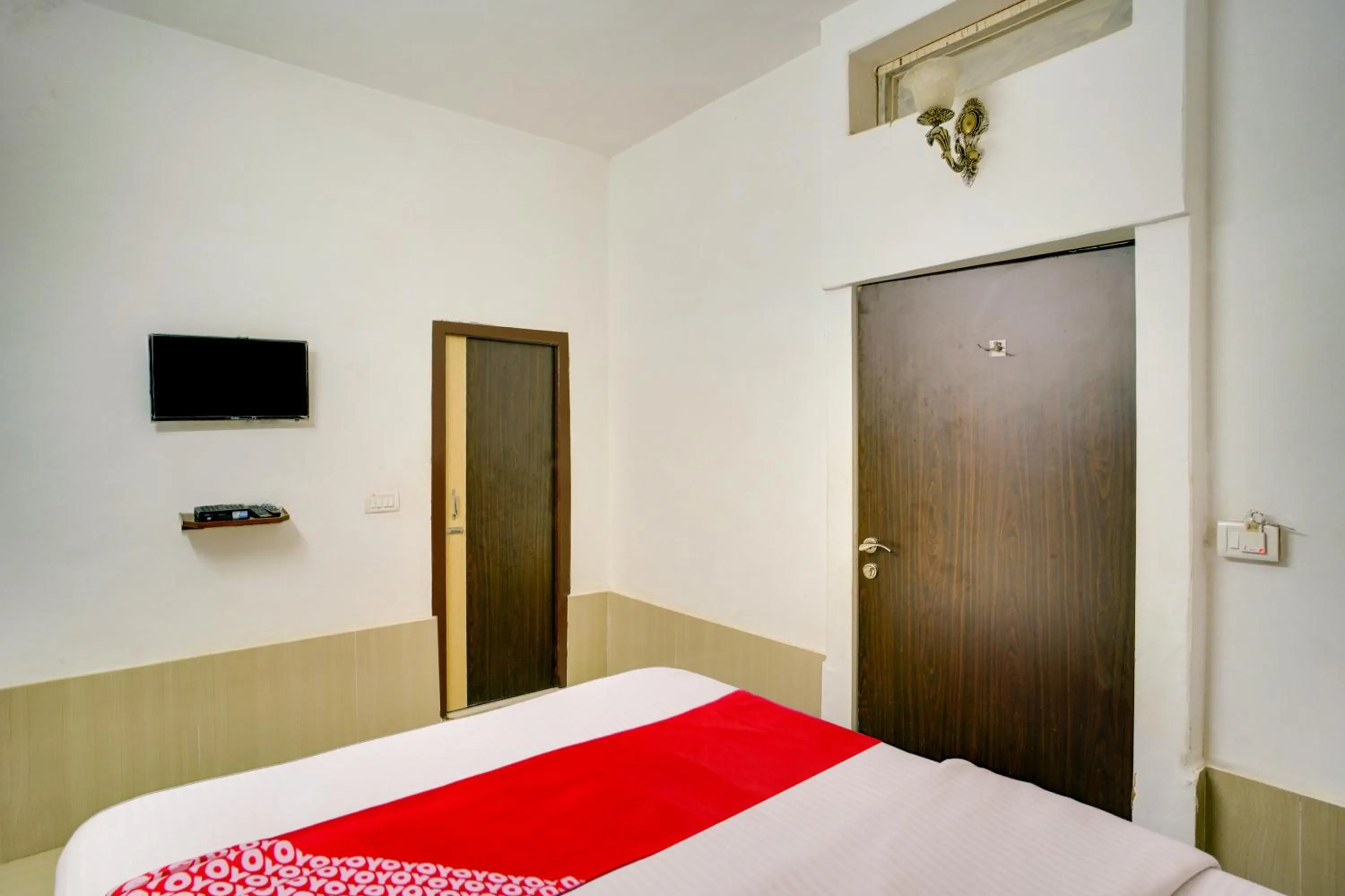 Bedroom, Bed in Hotel O Jaisalmer Heritage Haveli