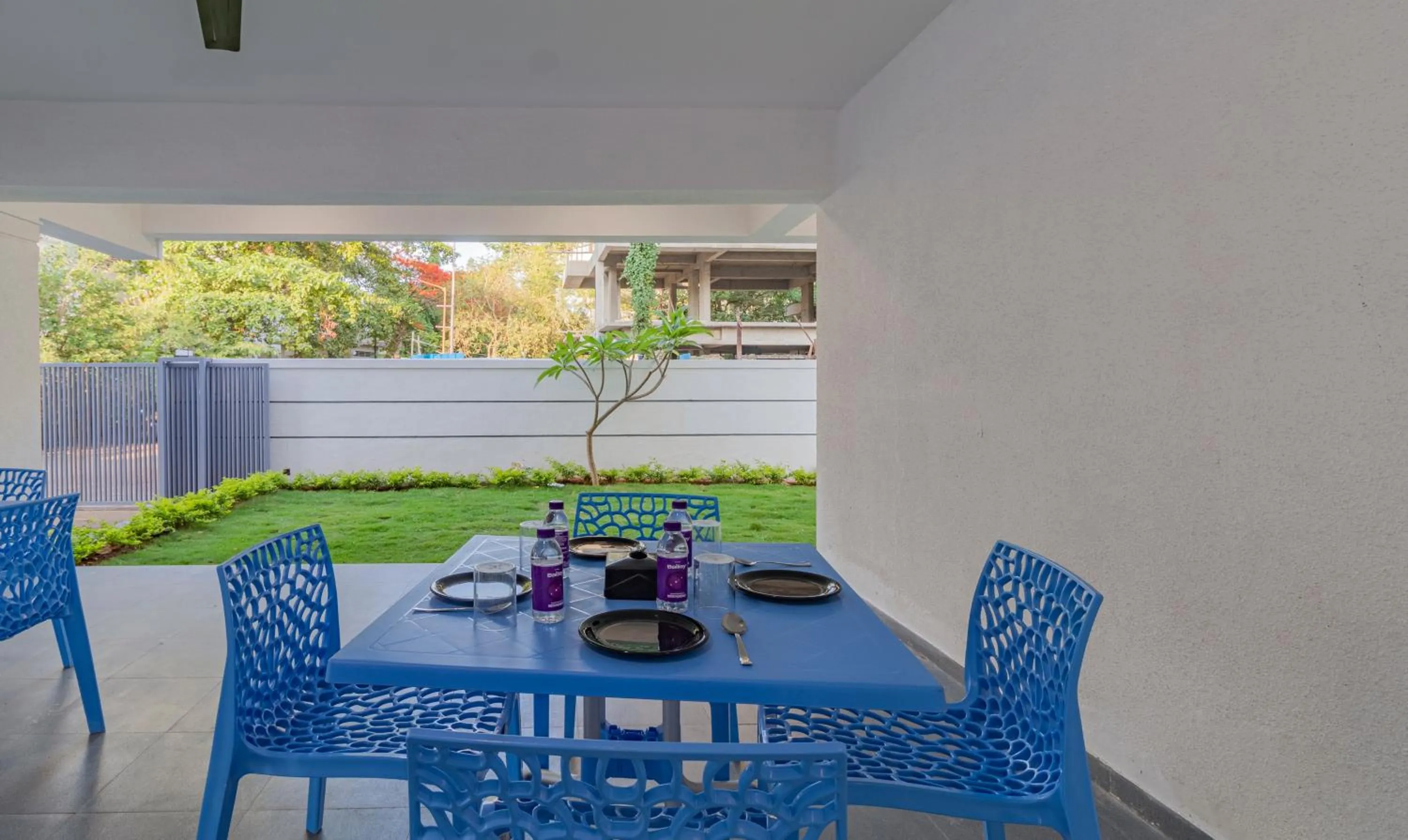 Restaurant/places to eat in Treebo Atithi Comforts Inn