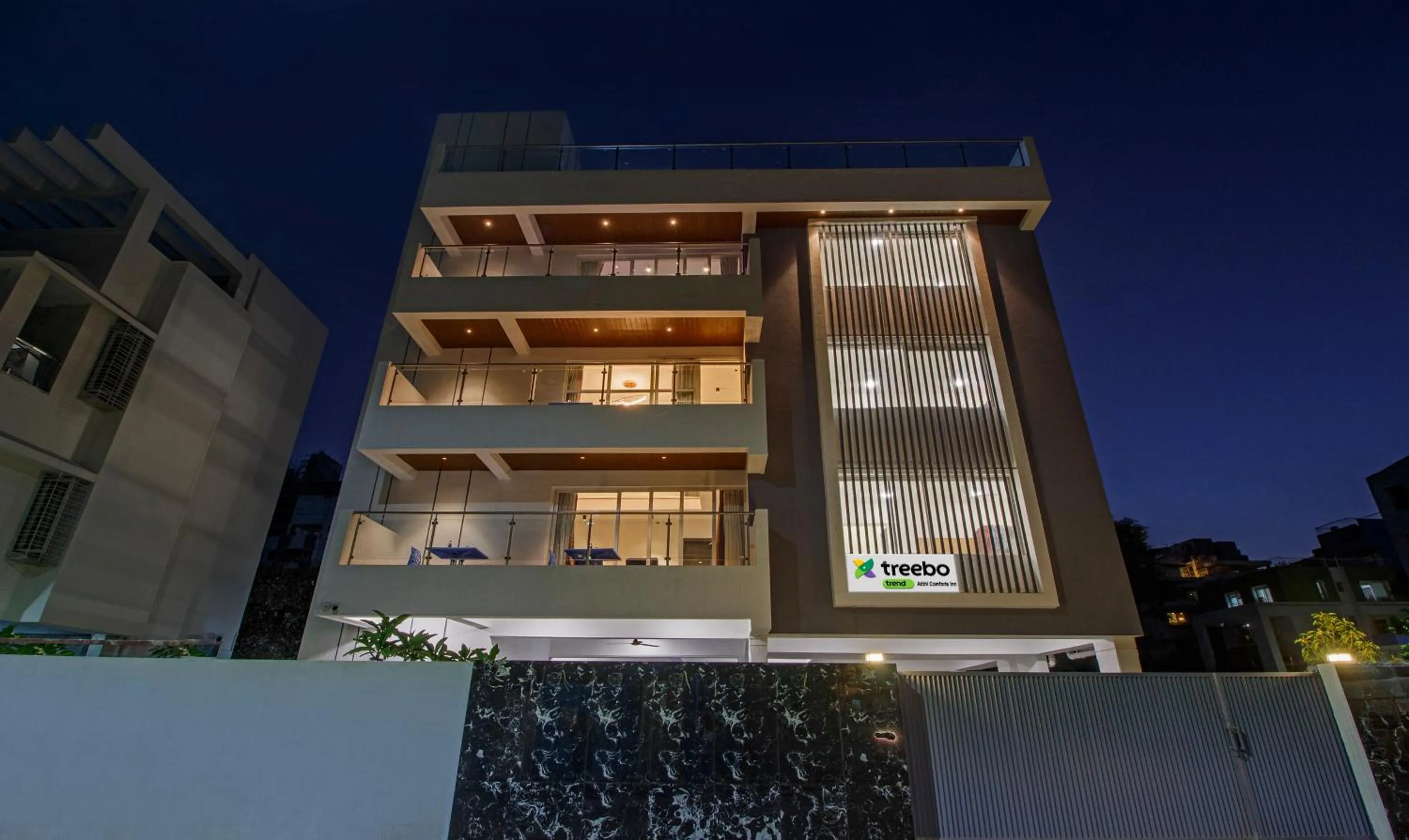 Property building in Treebo Atithi Comforts Inn