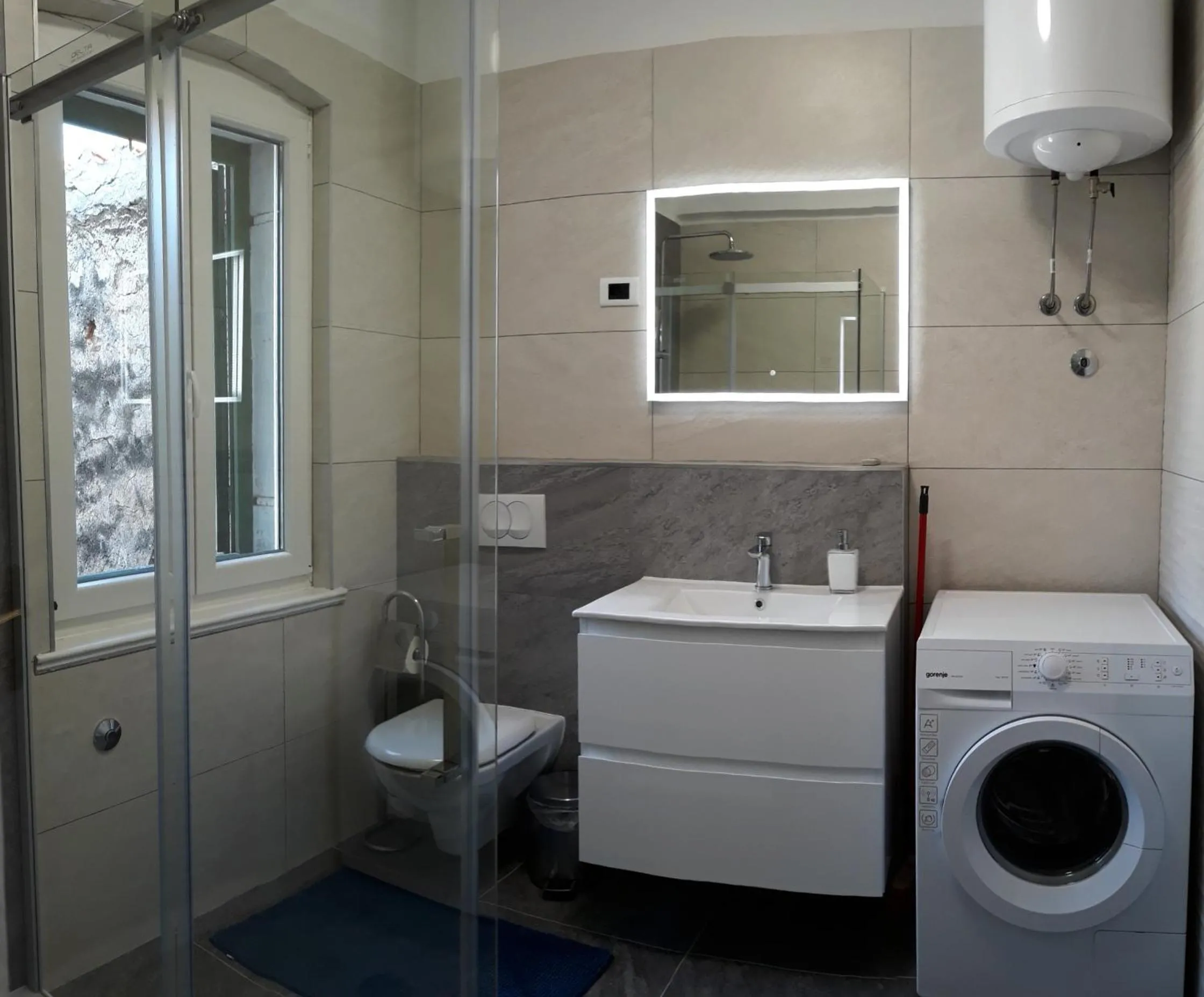 Piazza Old Town Apartment