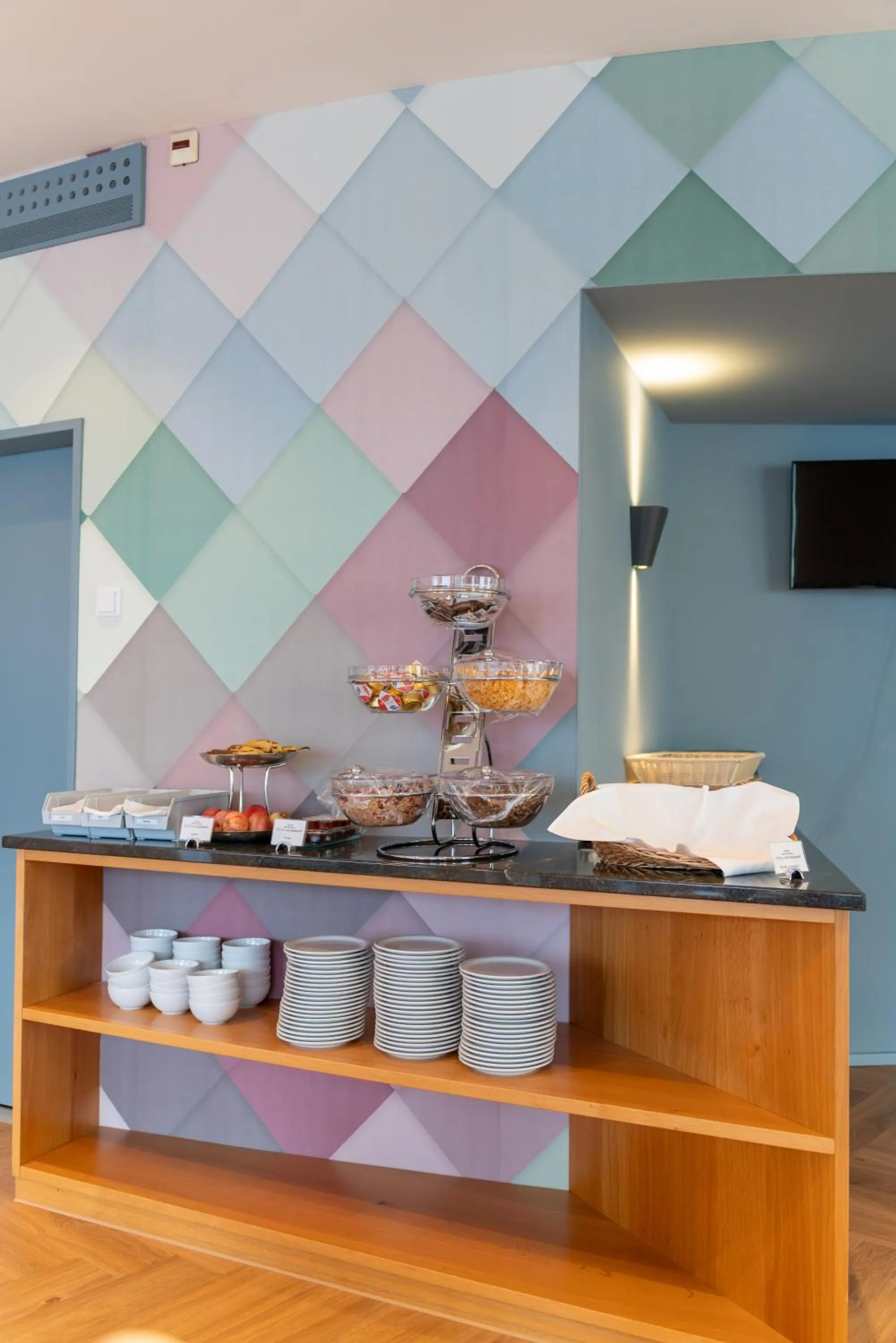 Breakfast in Hotel Oltnerhof - Self Check in